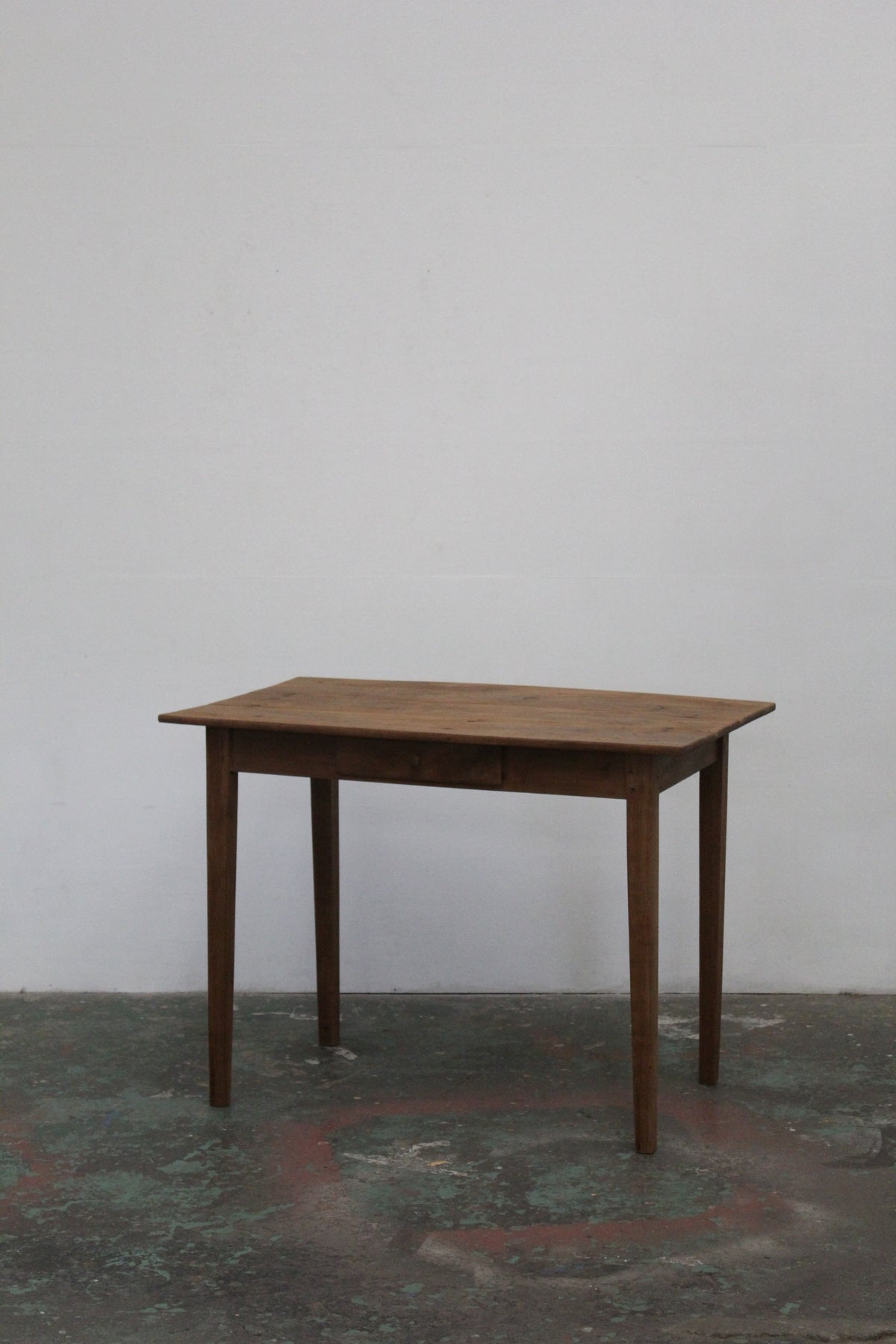 #1568 table
