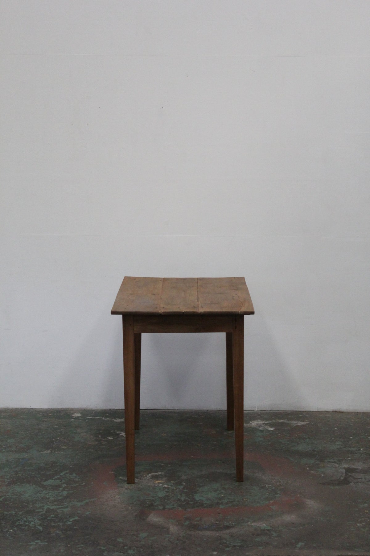 #1568 table