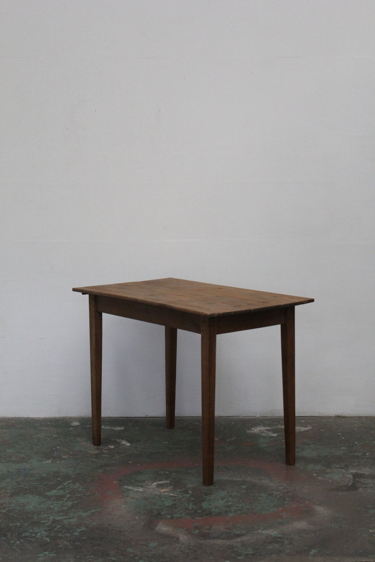 #1568 table