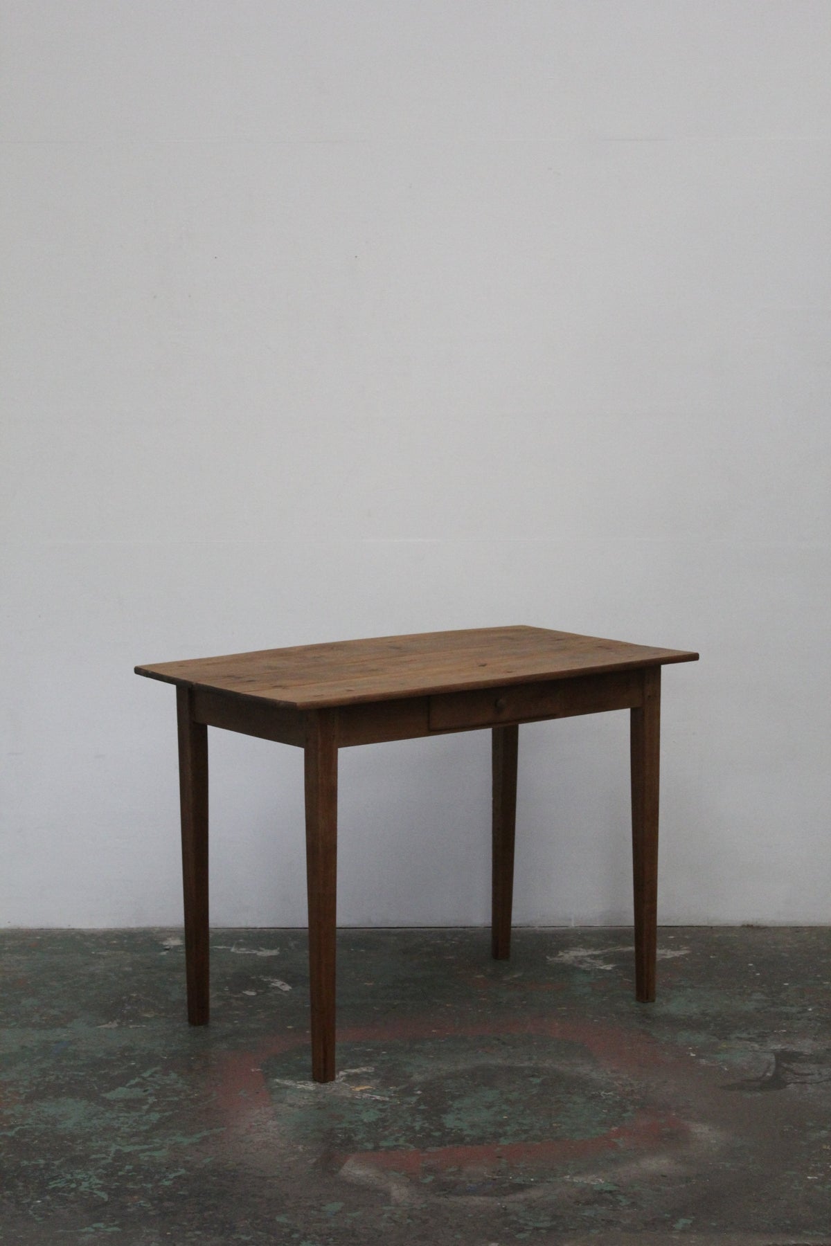 #1568 table