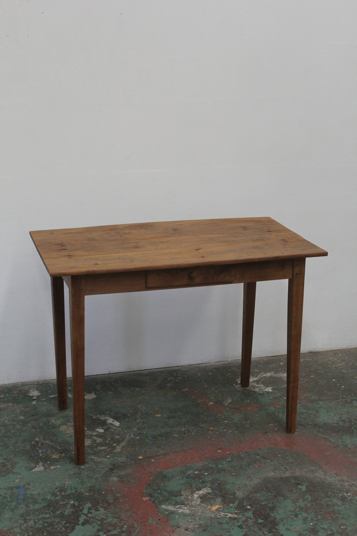 #1568 table