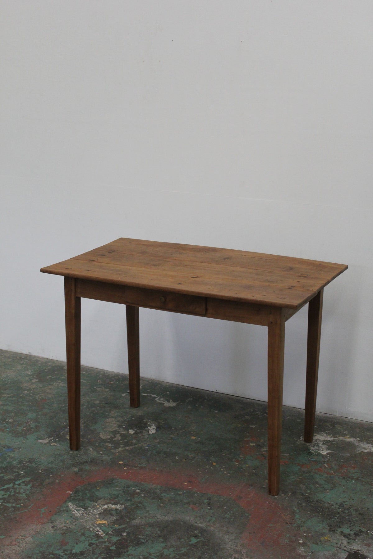 #1568 table