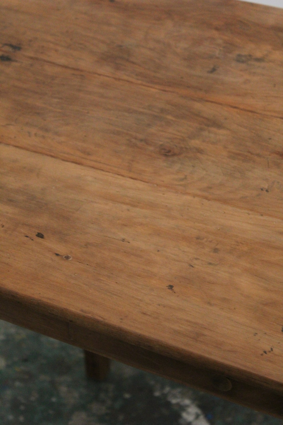 #1568 table
