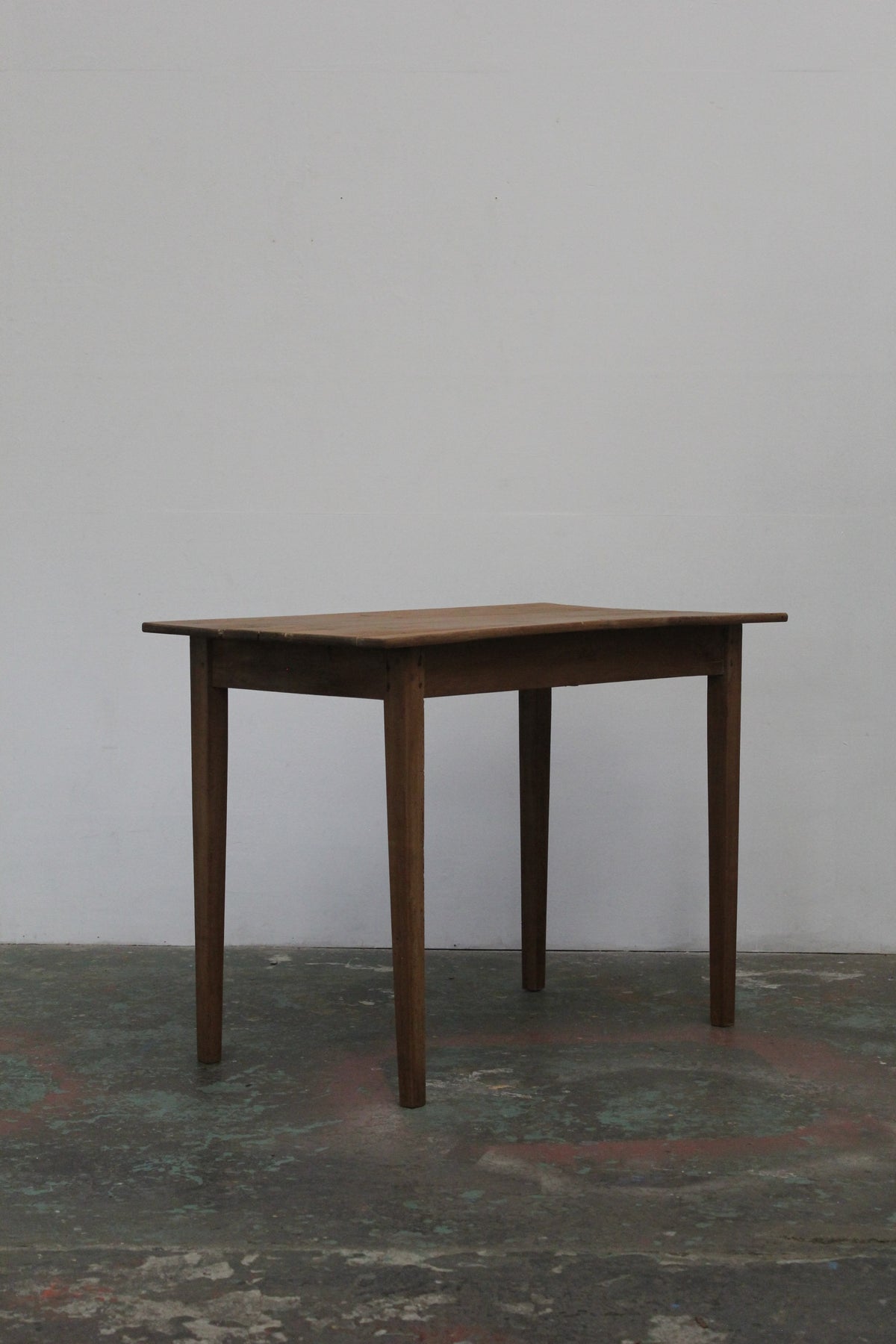 #1568 table