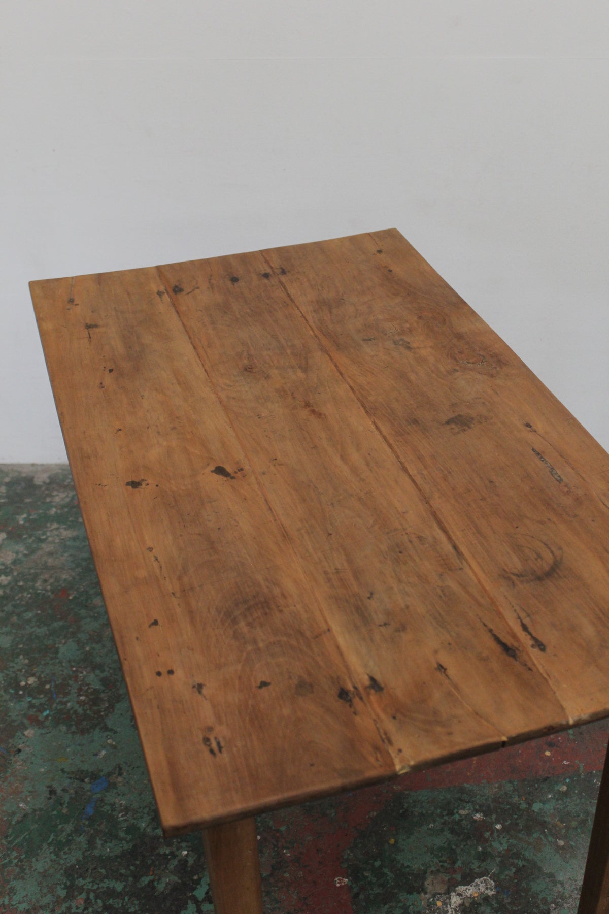 #1568 table