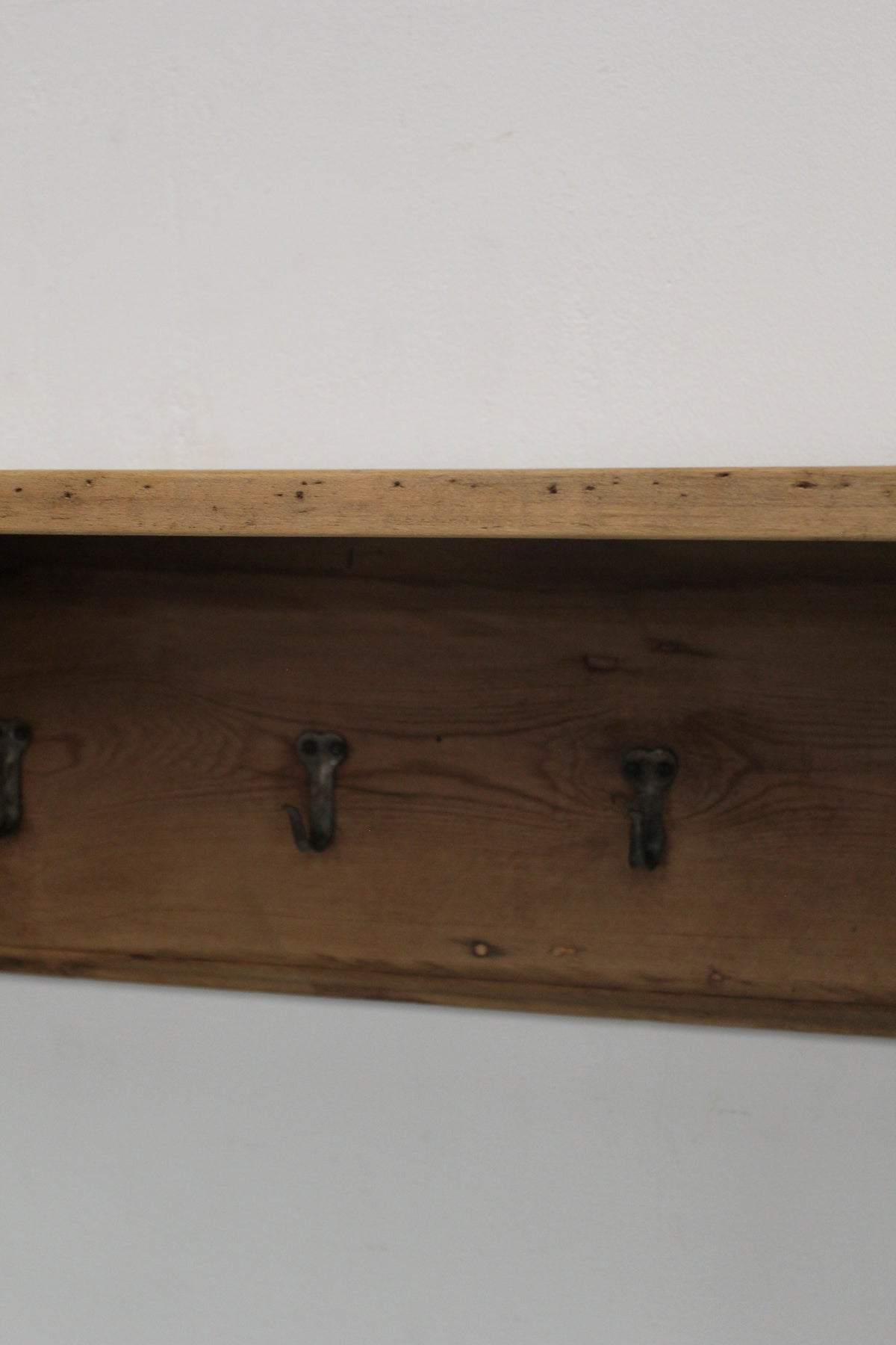 #1135 shelf