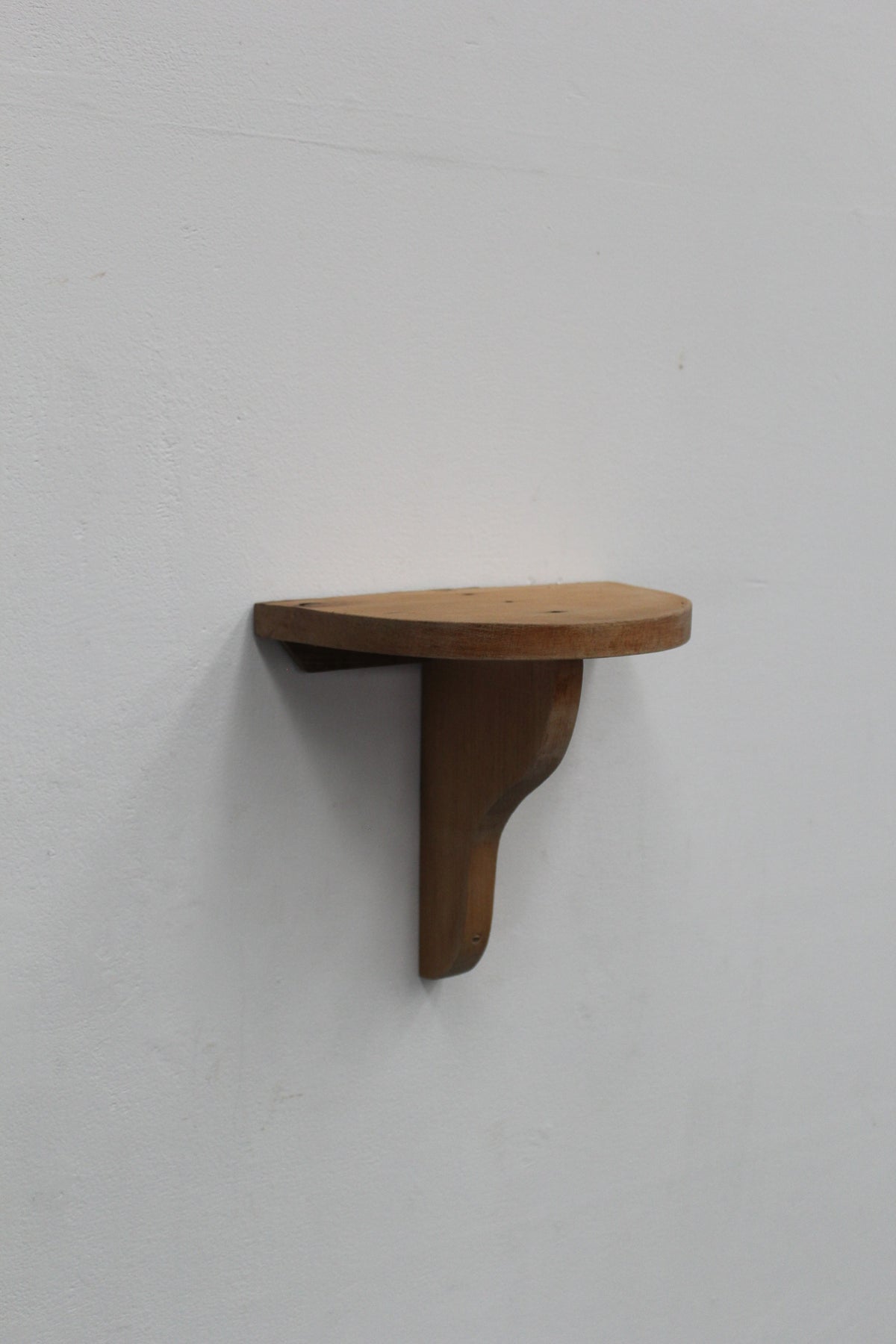 #0740 shelf
