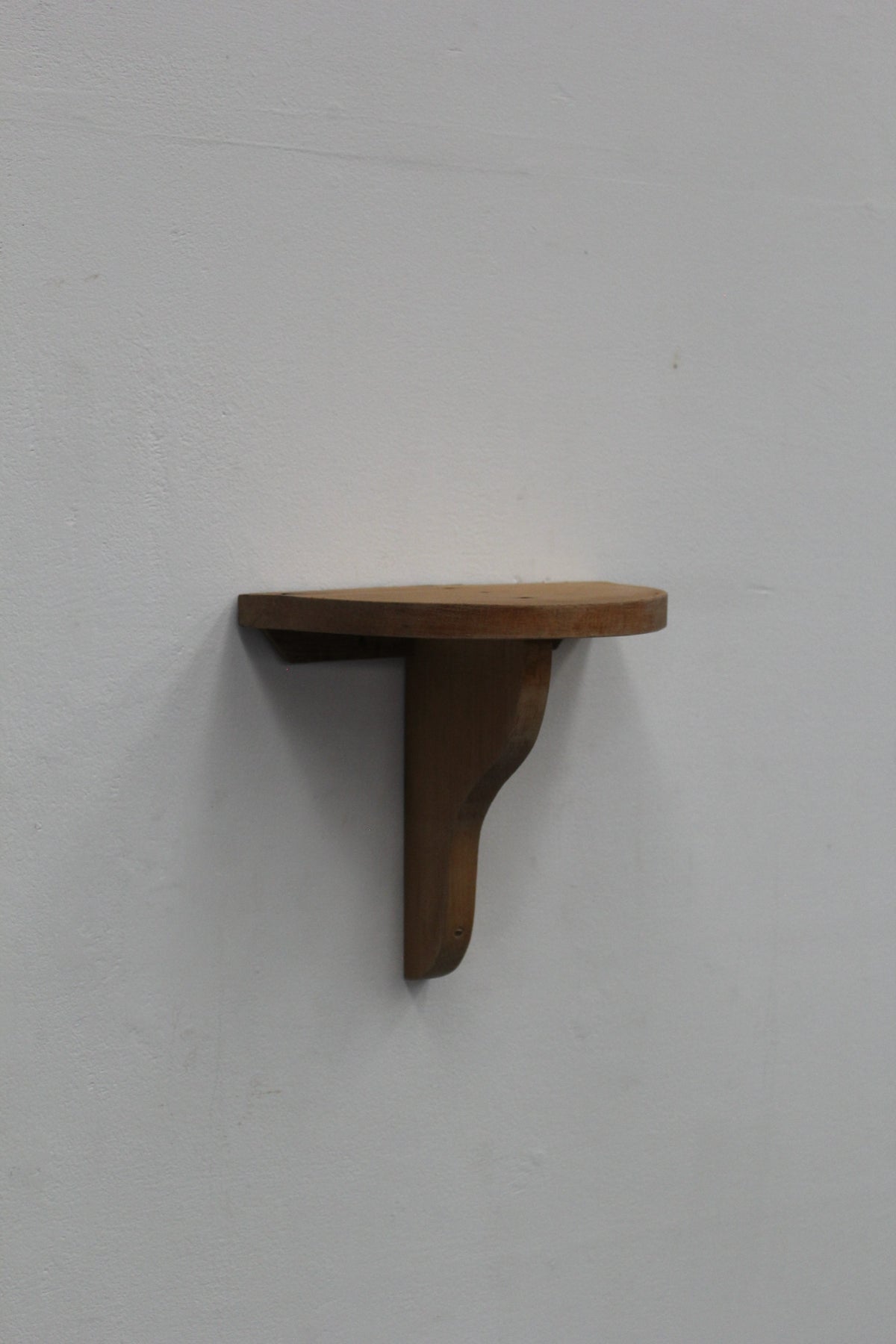 #0740 shelf