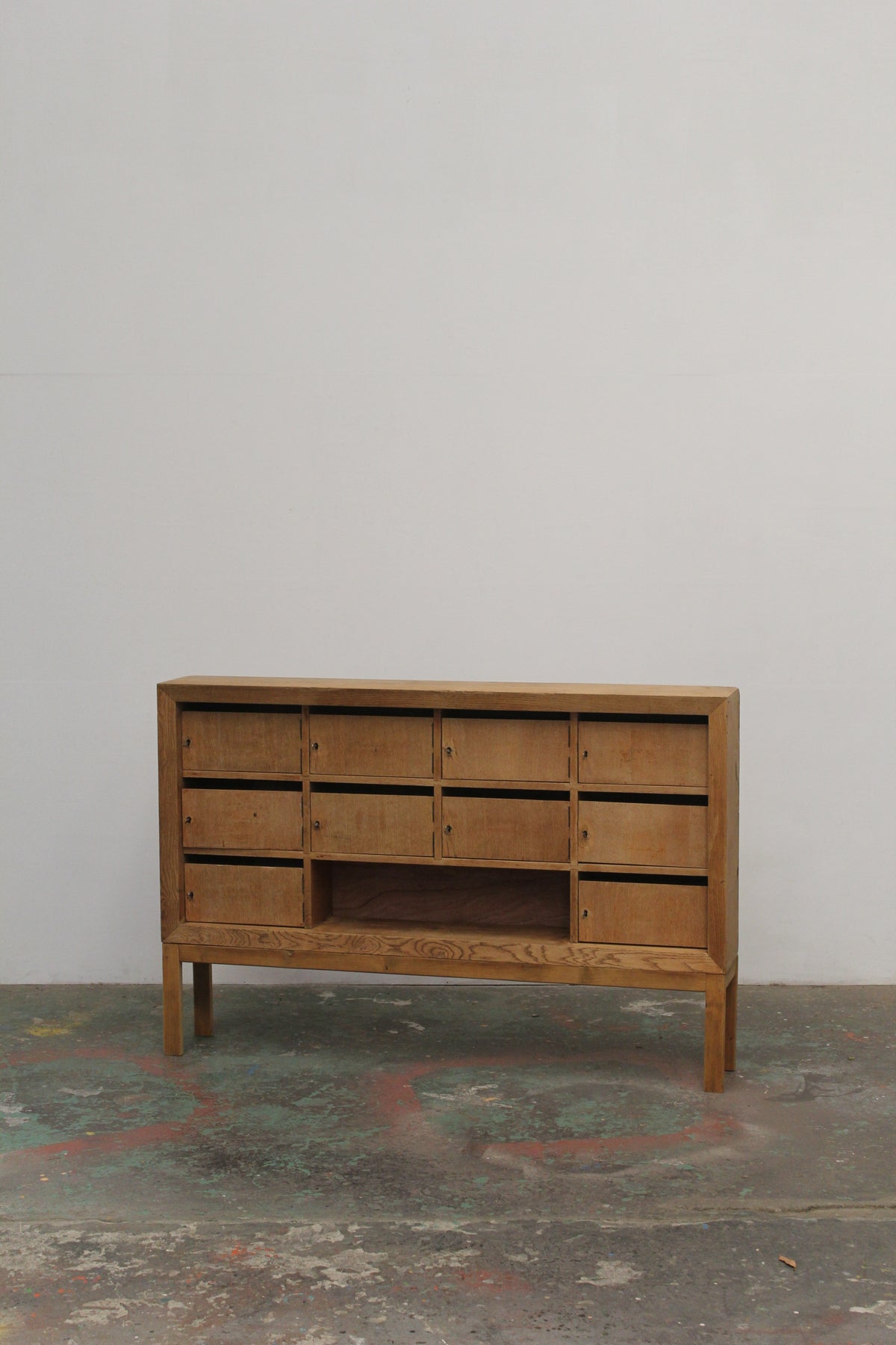 #1567 cabinet