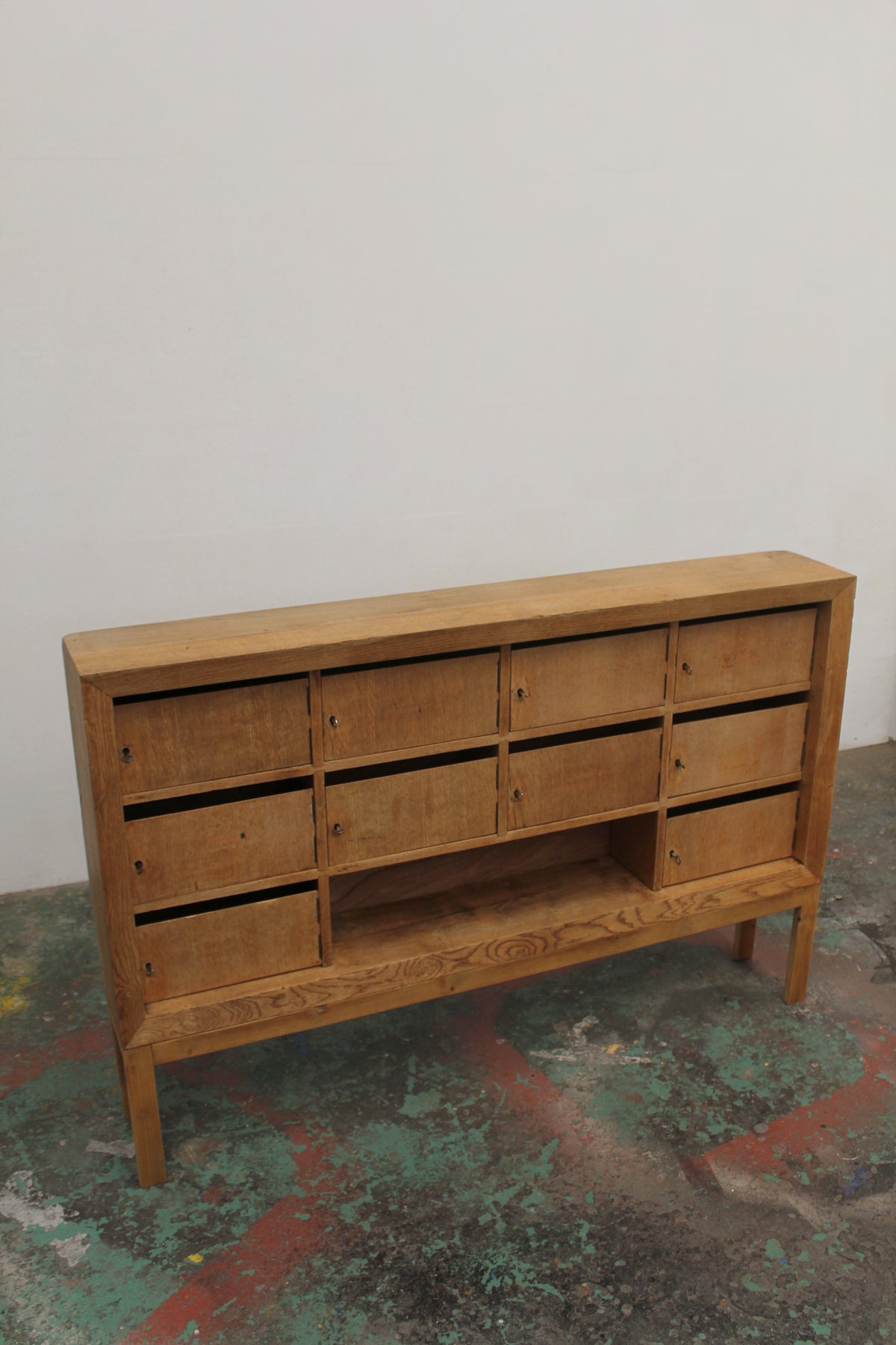#1567 cabinet
