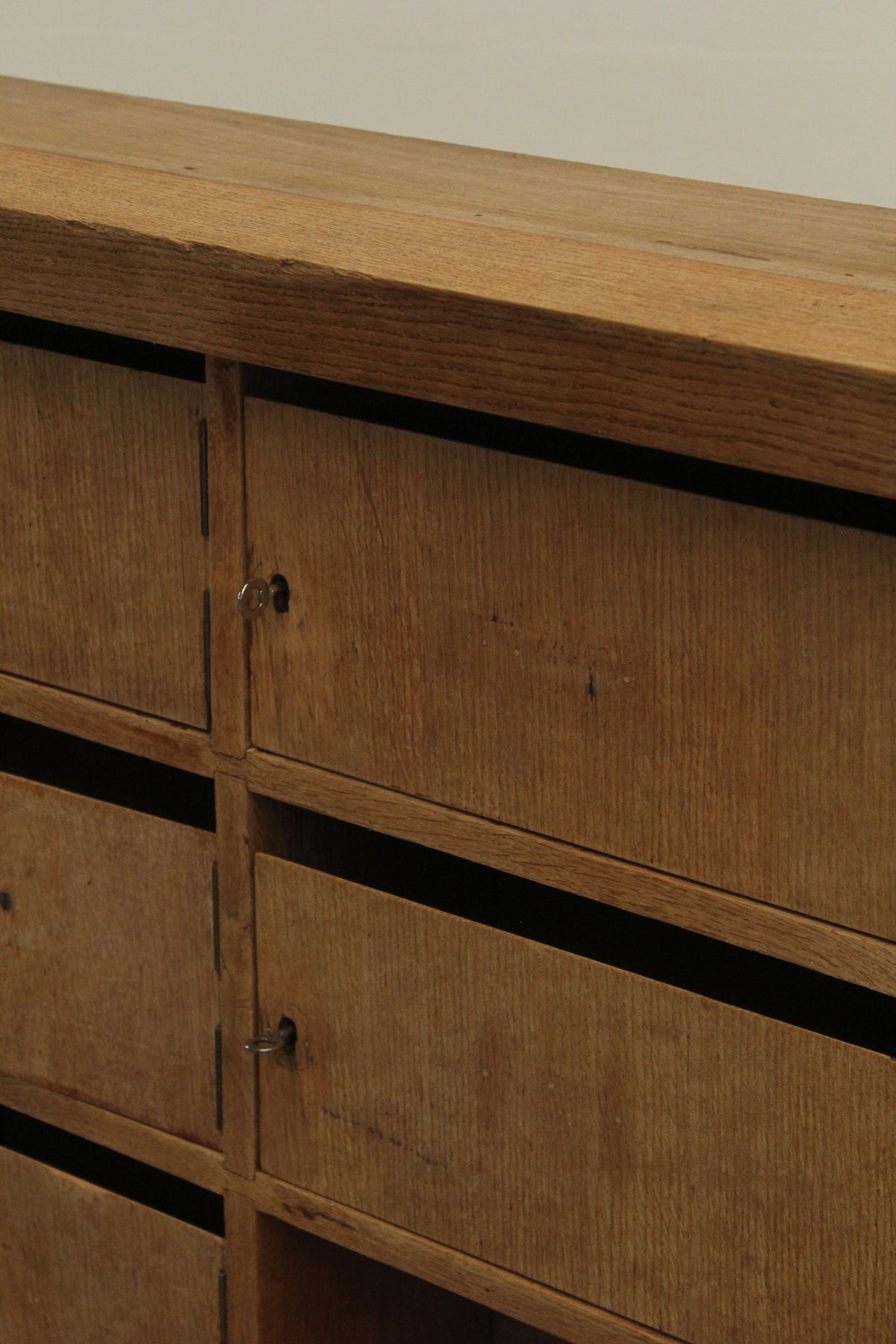 #1567 cabinet