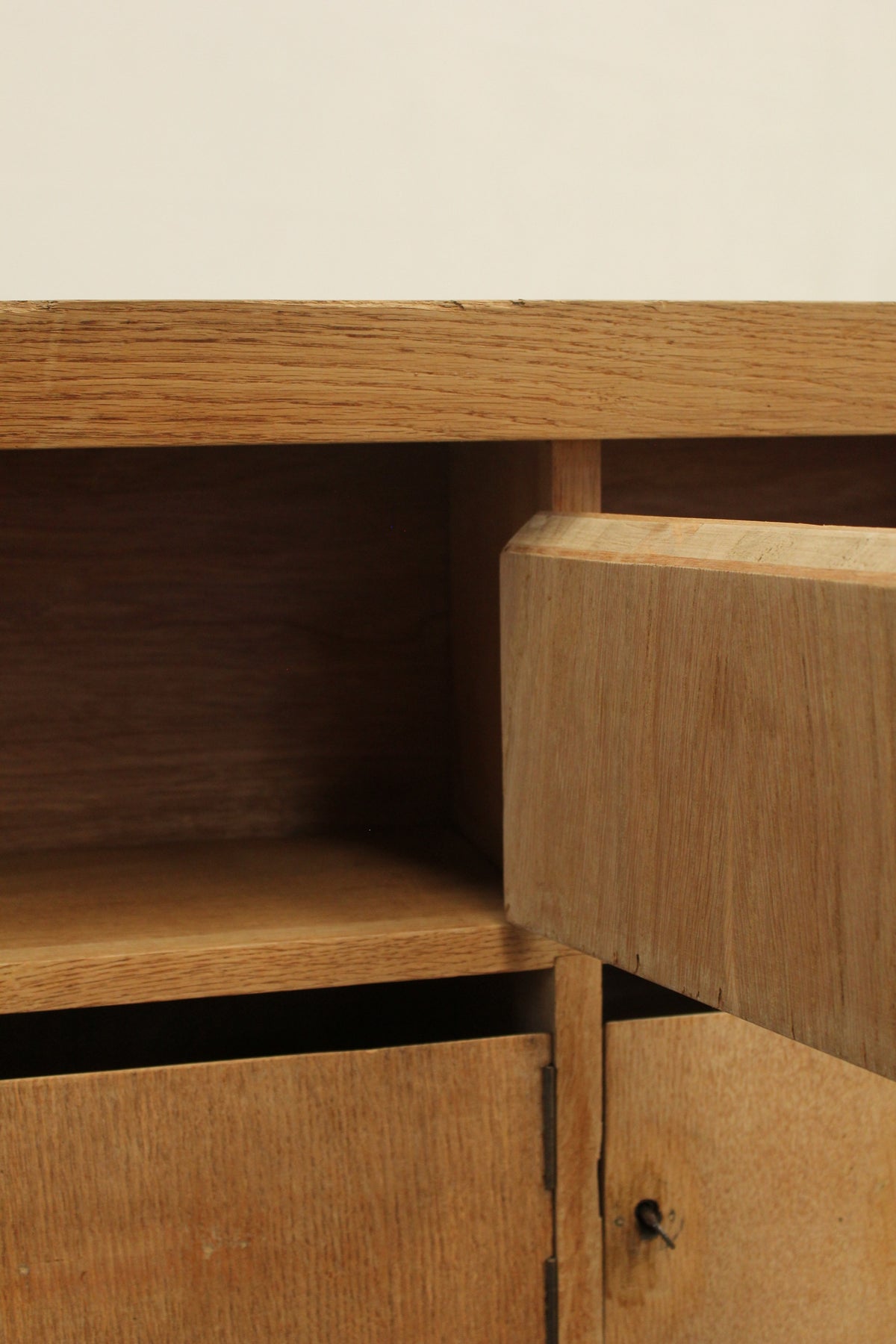#1567 cabinet