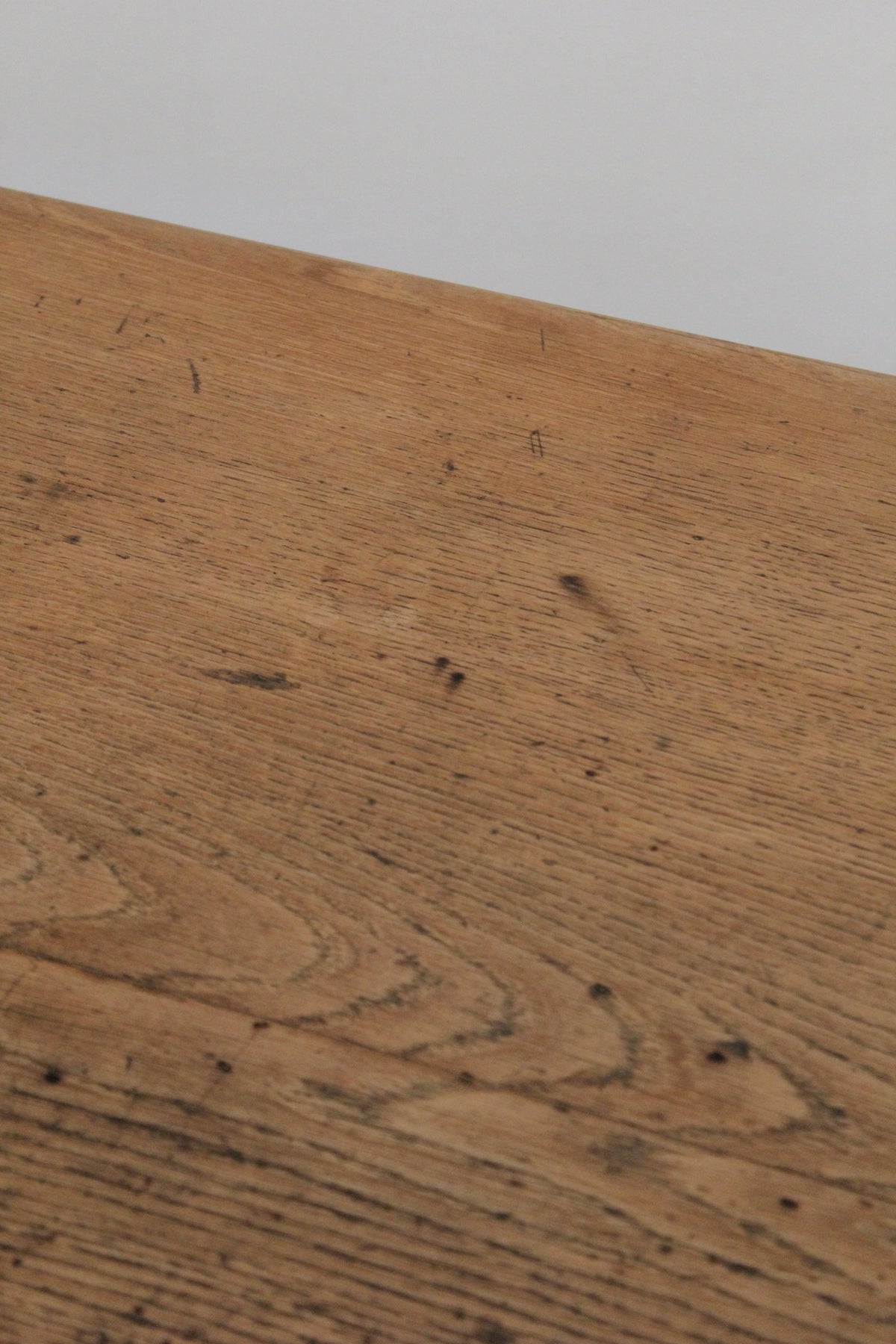 #1306 table