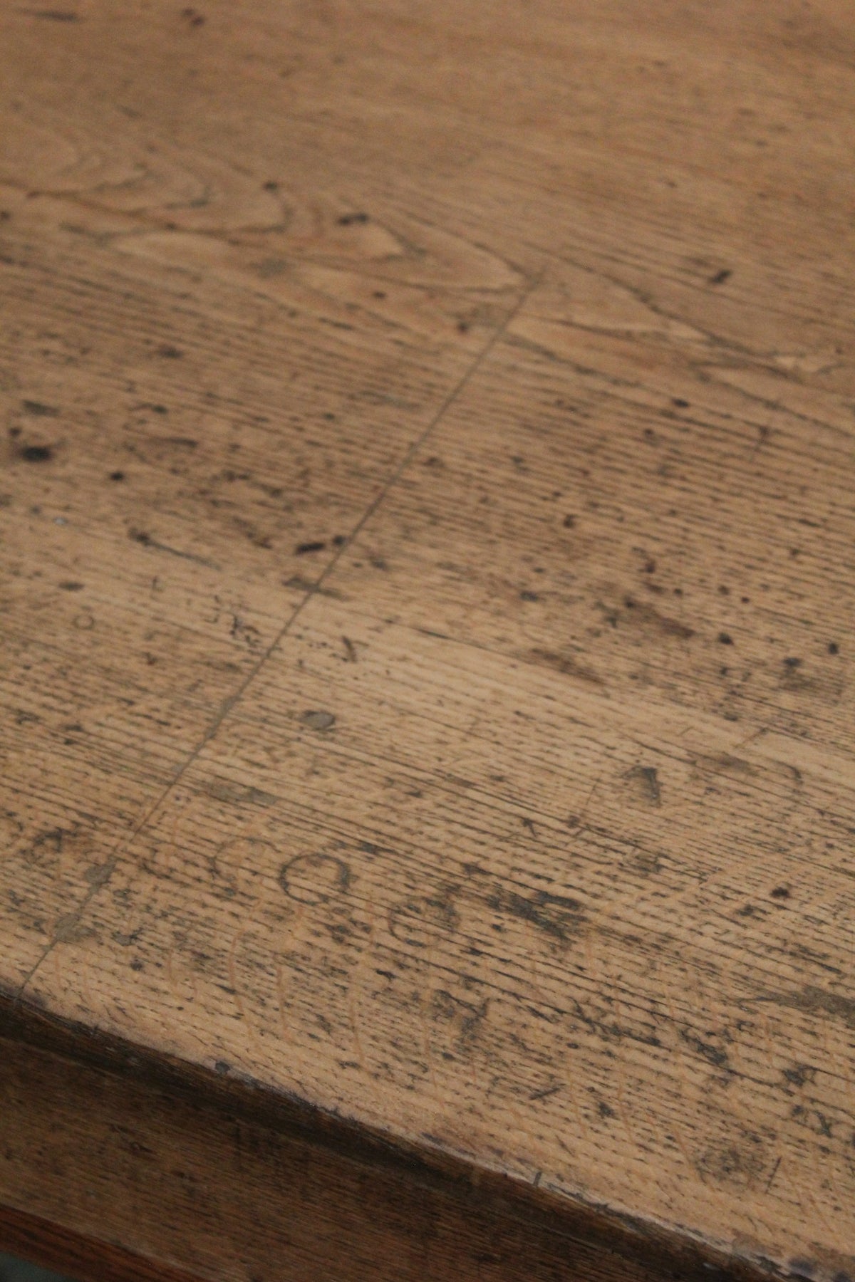 #1306 table