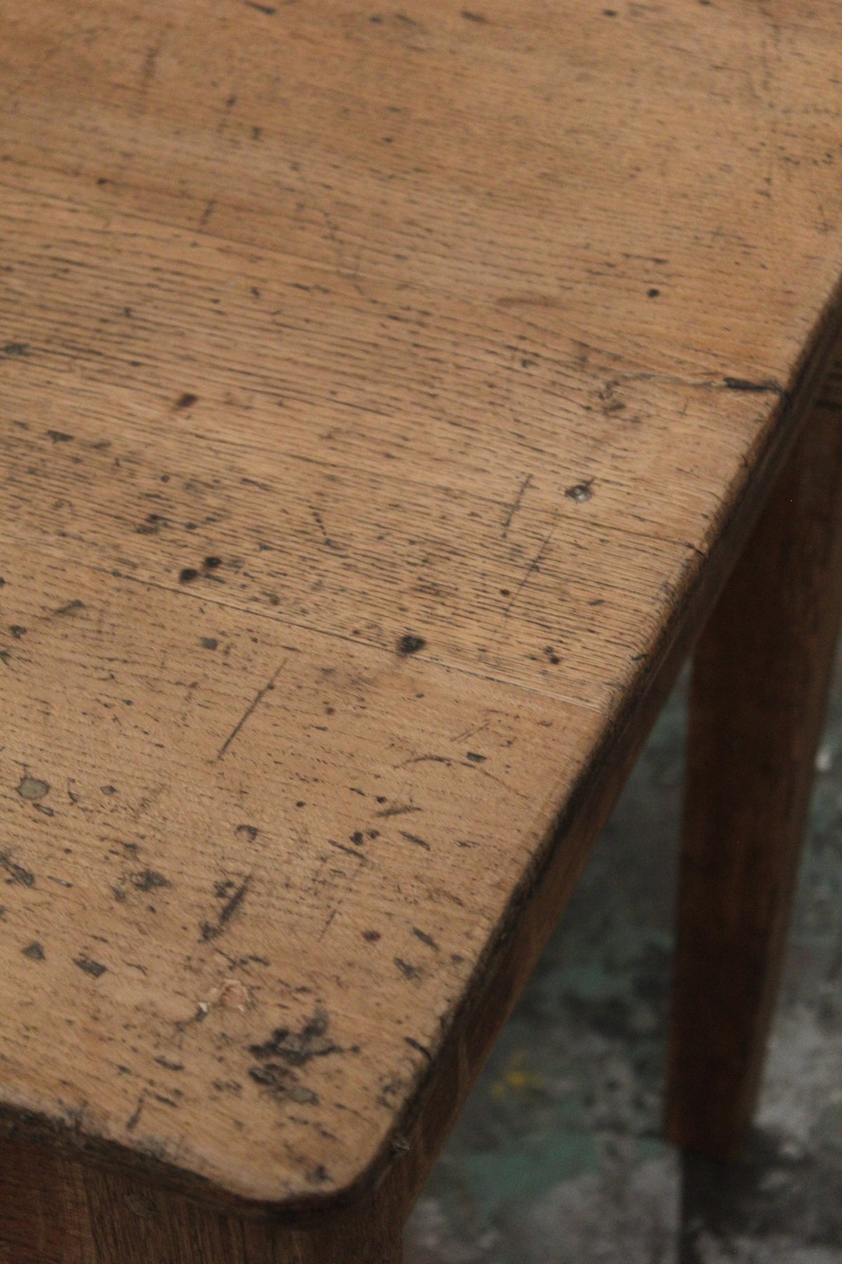 #1306 table
