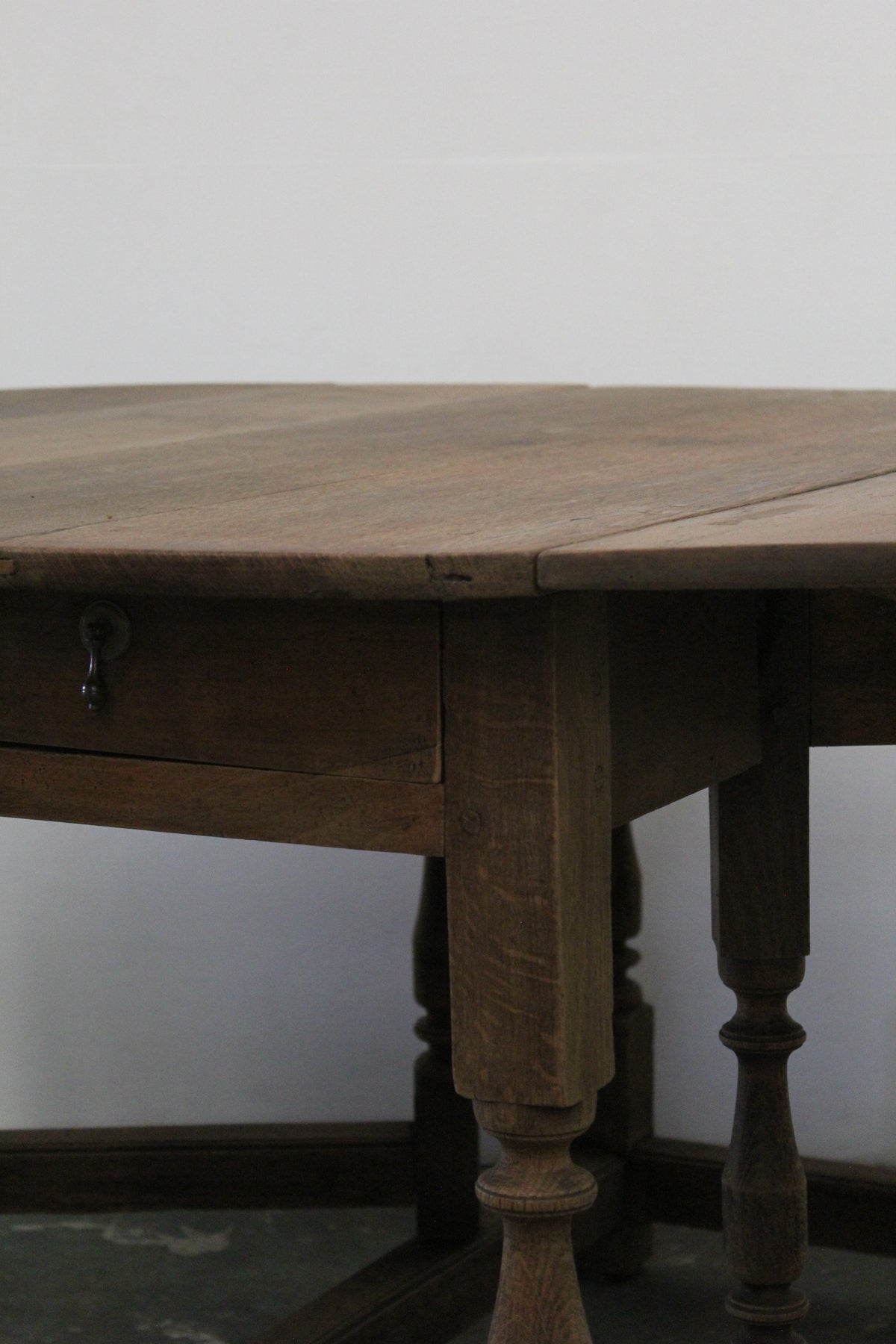 #1576 gateleg table