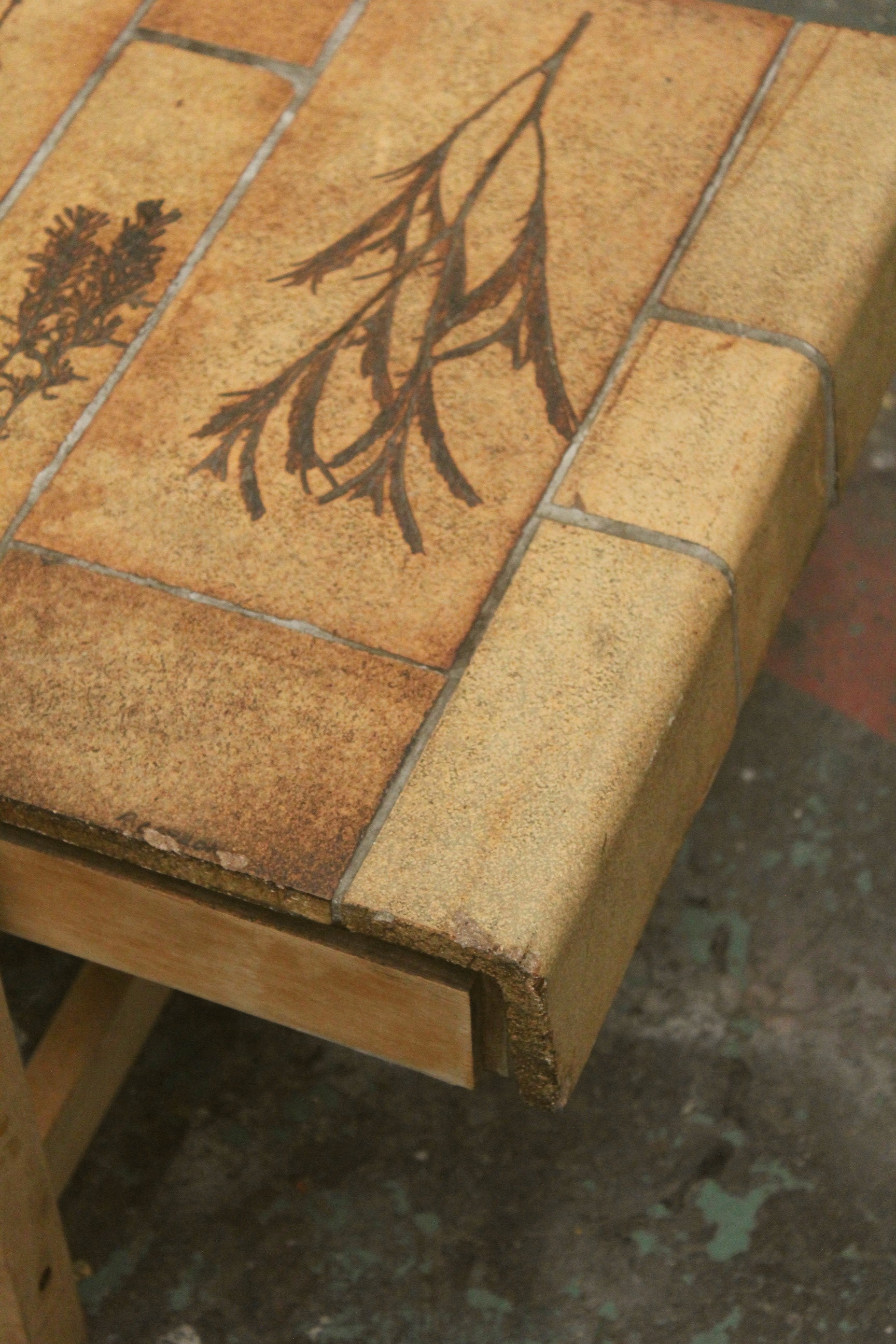 #1064 coffee table
