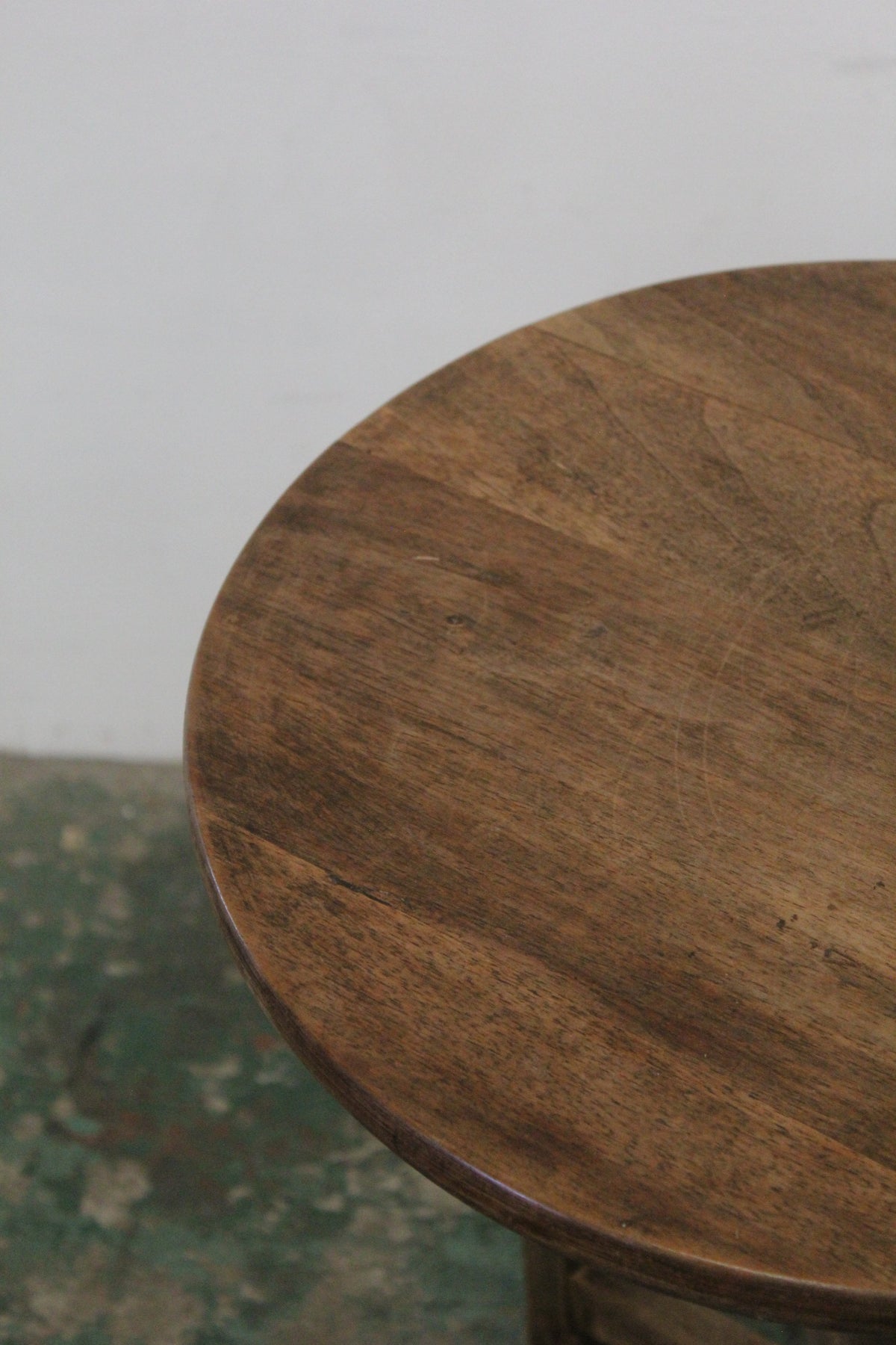 #1584 side table