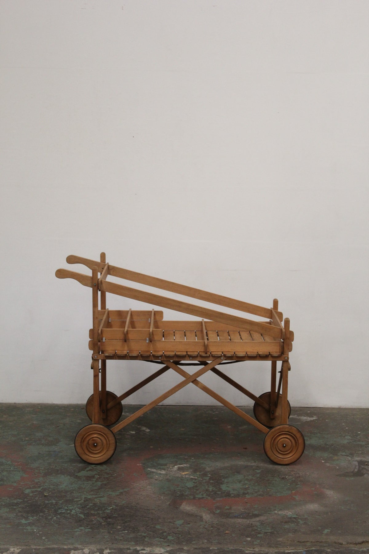 #1089 folding wagon
