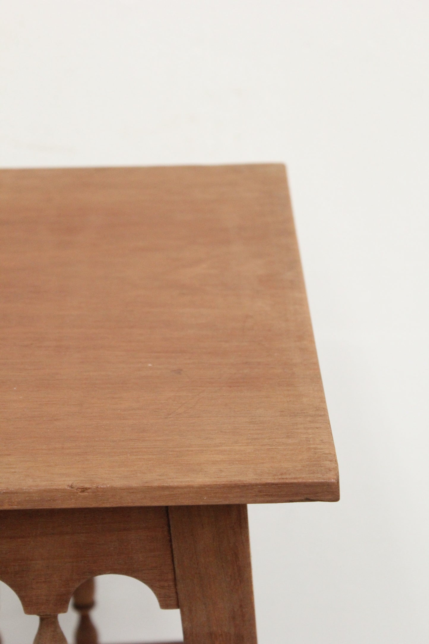 #1500 planter stand