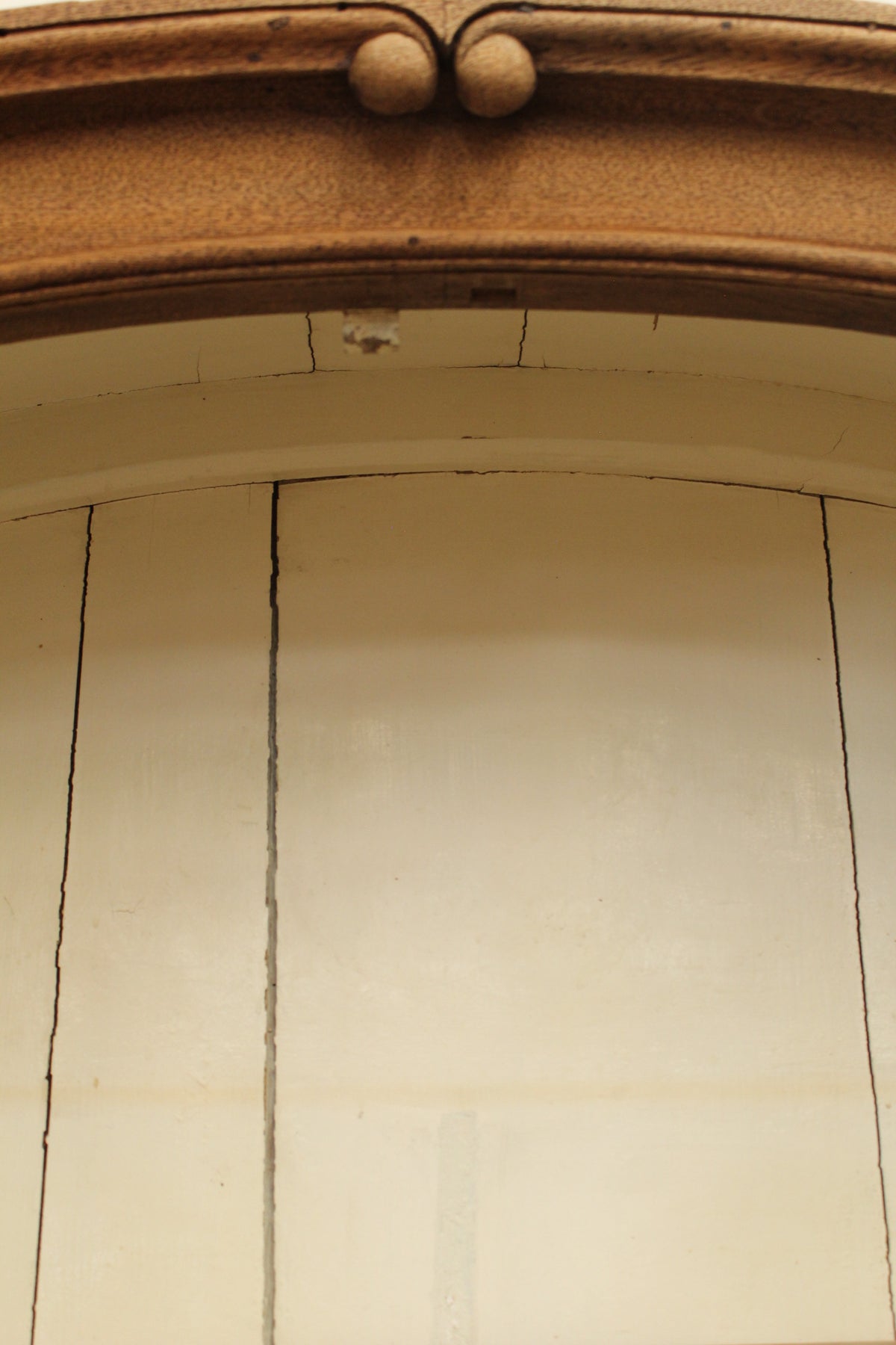 #0258 cupboard
