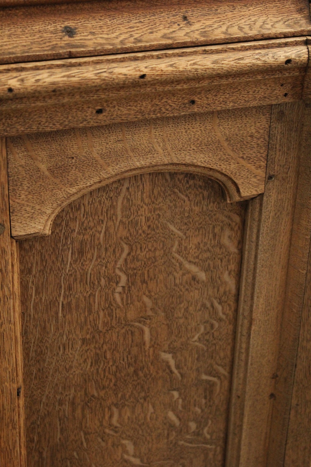 #0258 cupboard