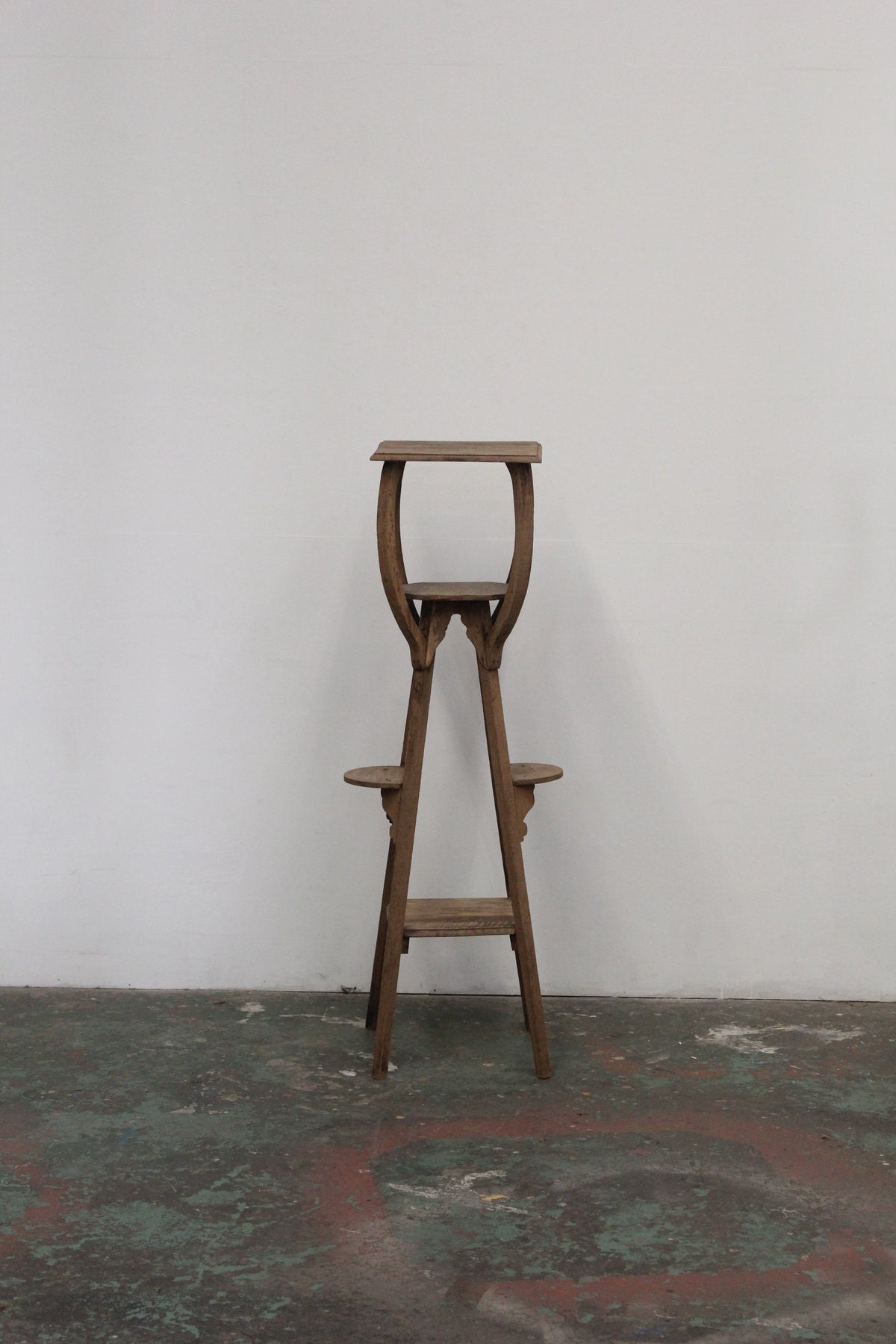 #1141 plant stand