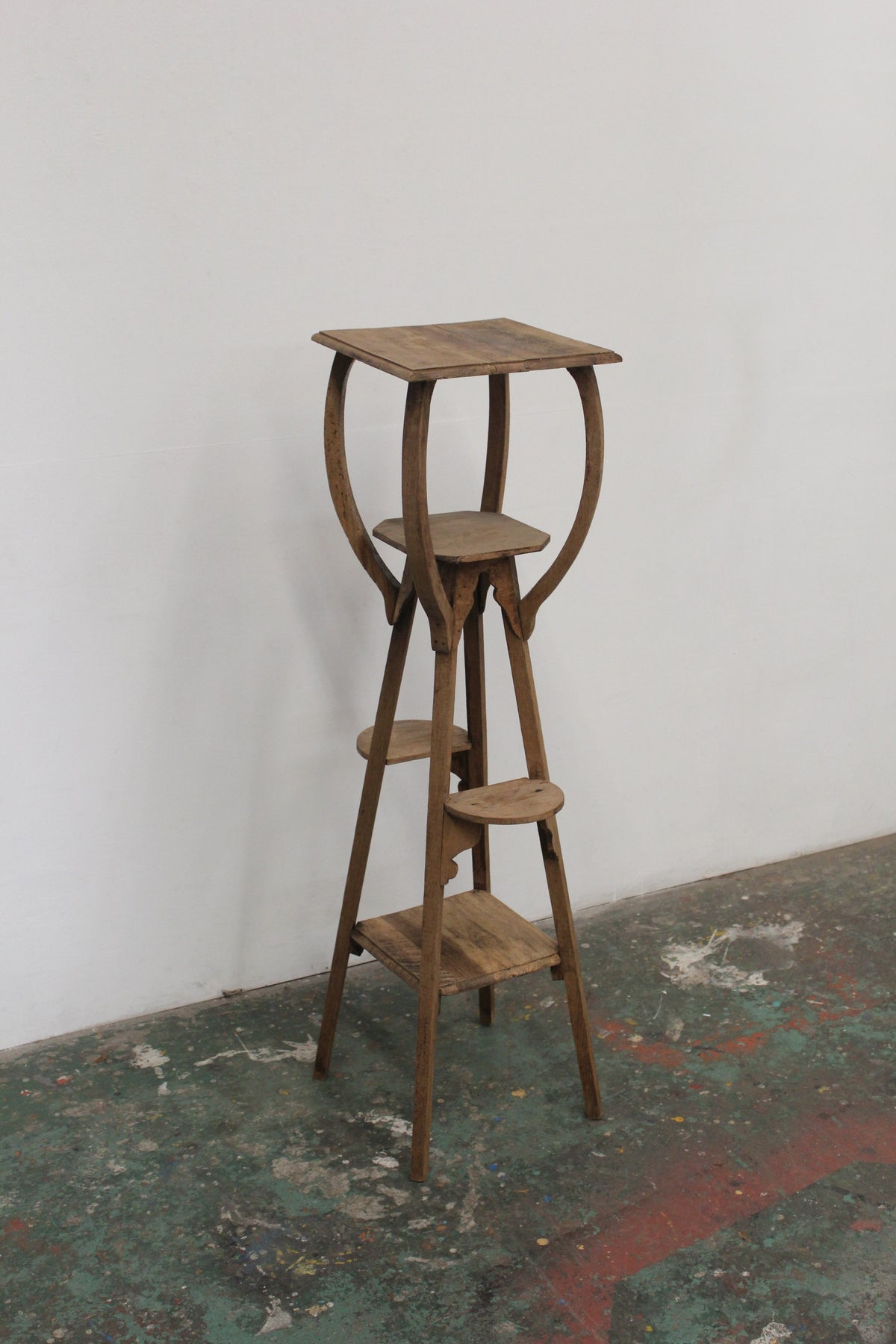 #1141 plant stand