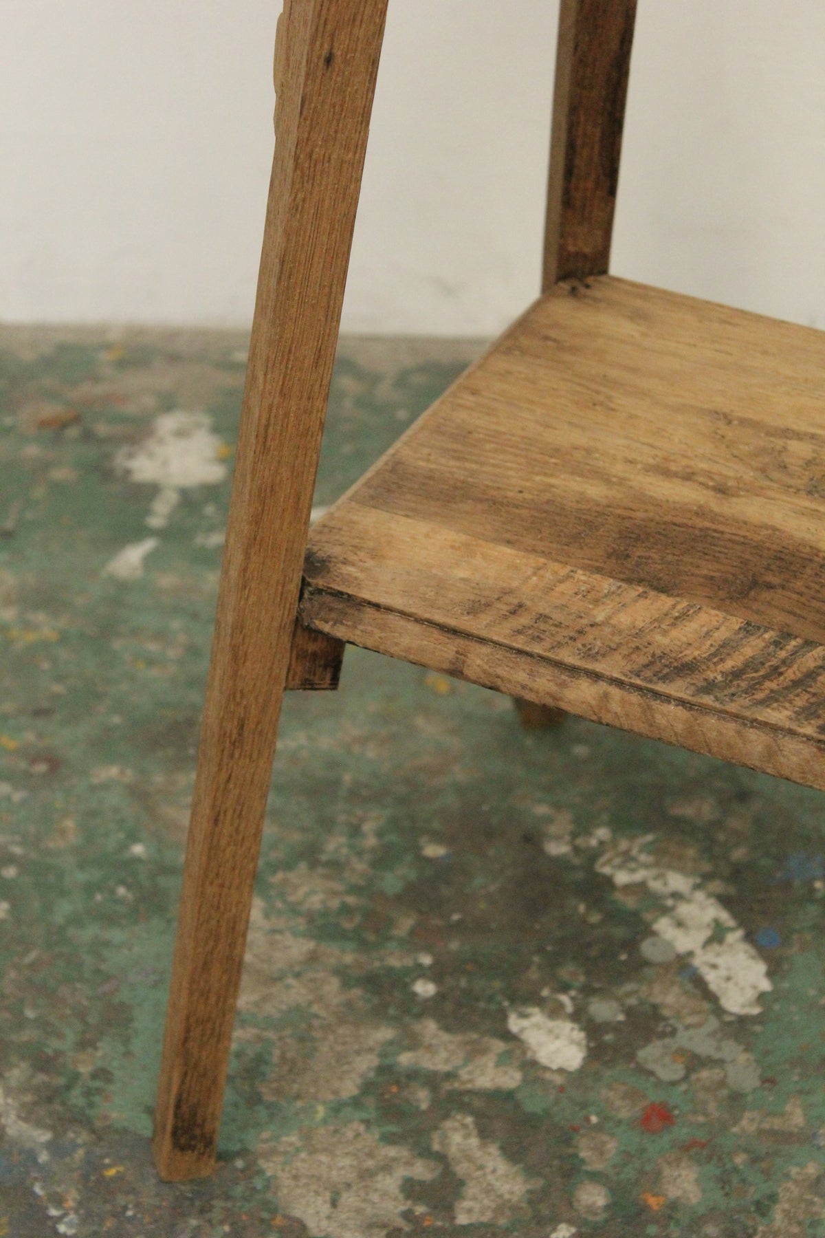 #1141 plant stand