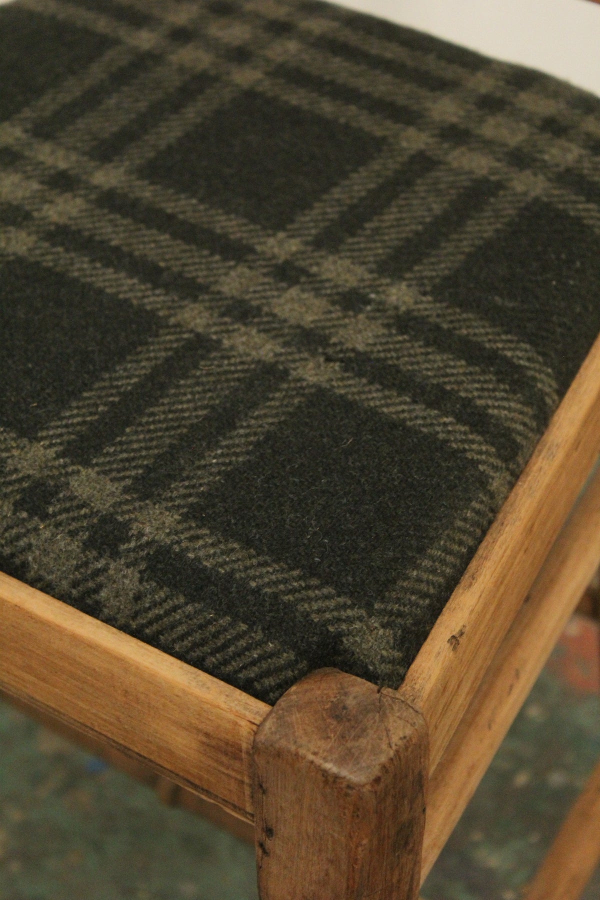 #1585 chair