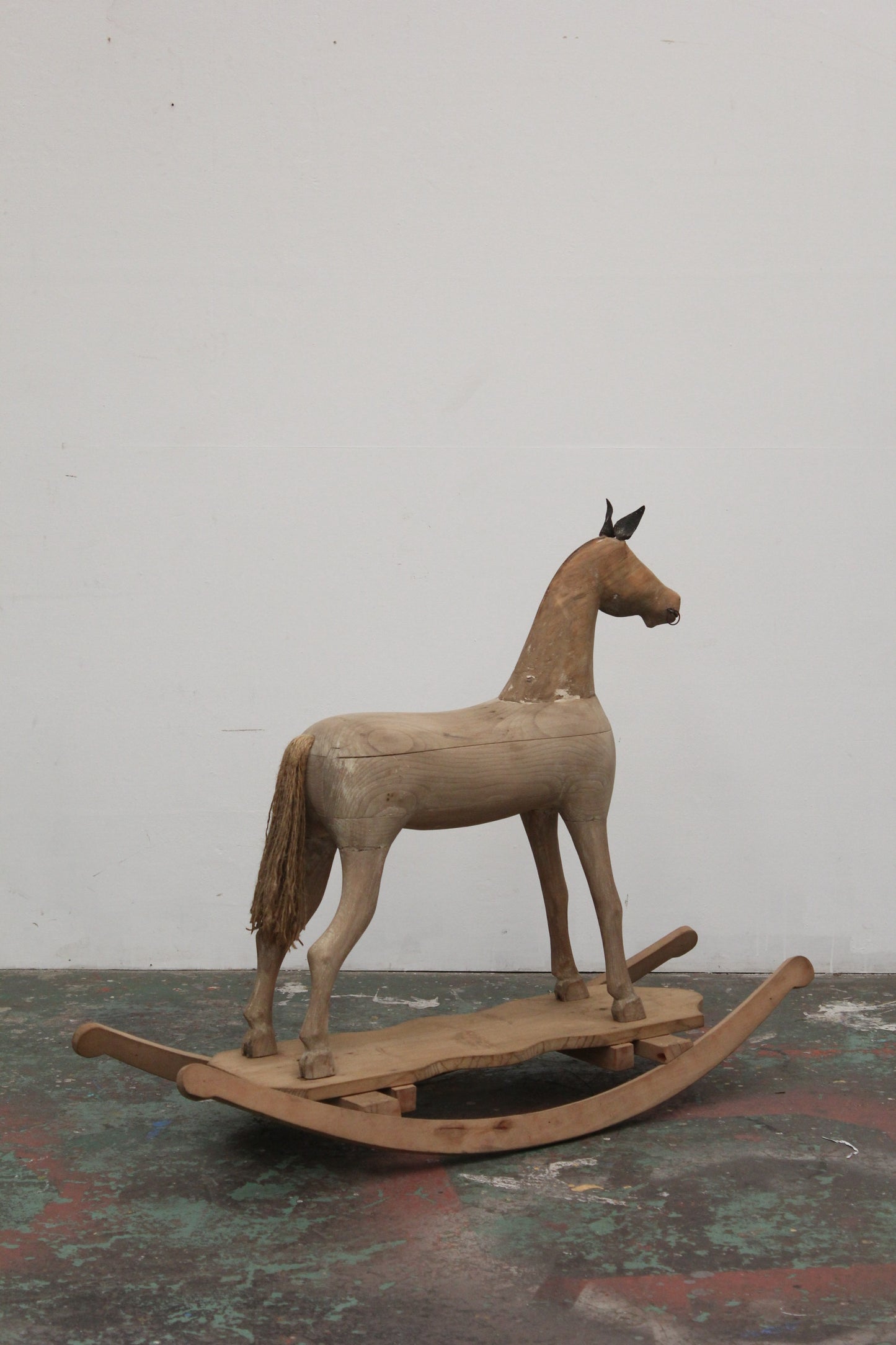 #0956 rocking horse