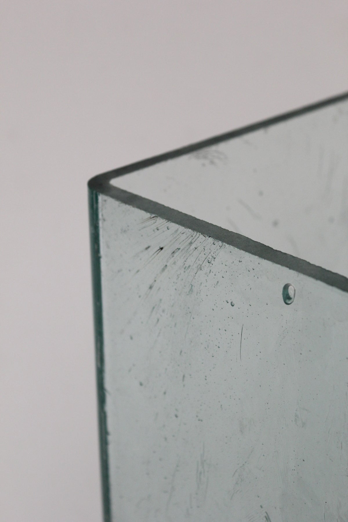 #1588 glass case