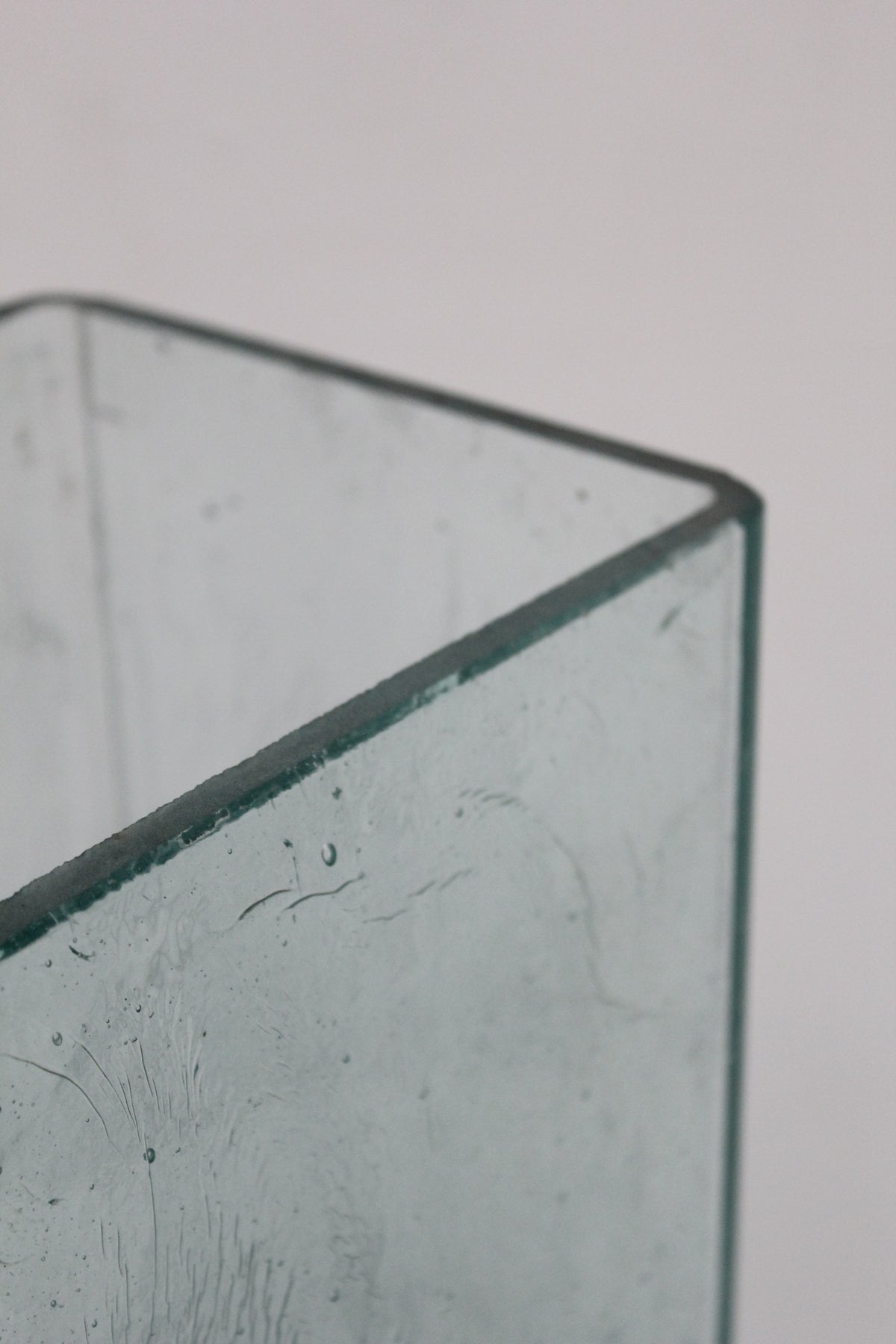 #1588 glass case
