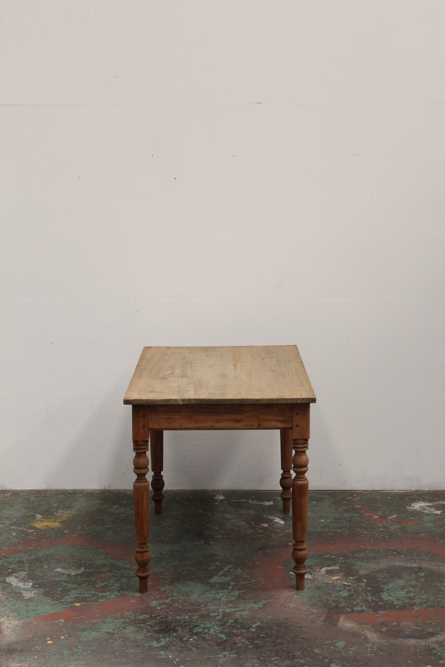 #1279 table