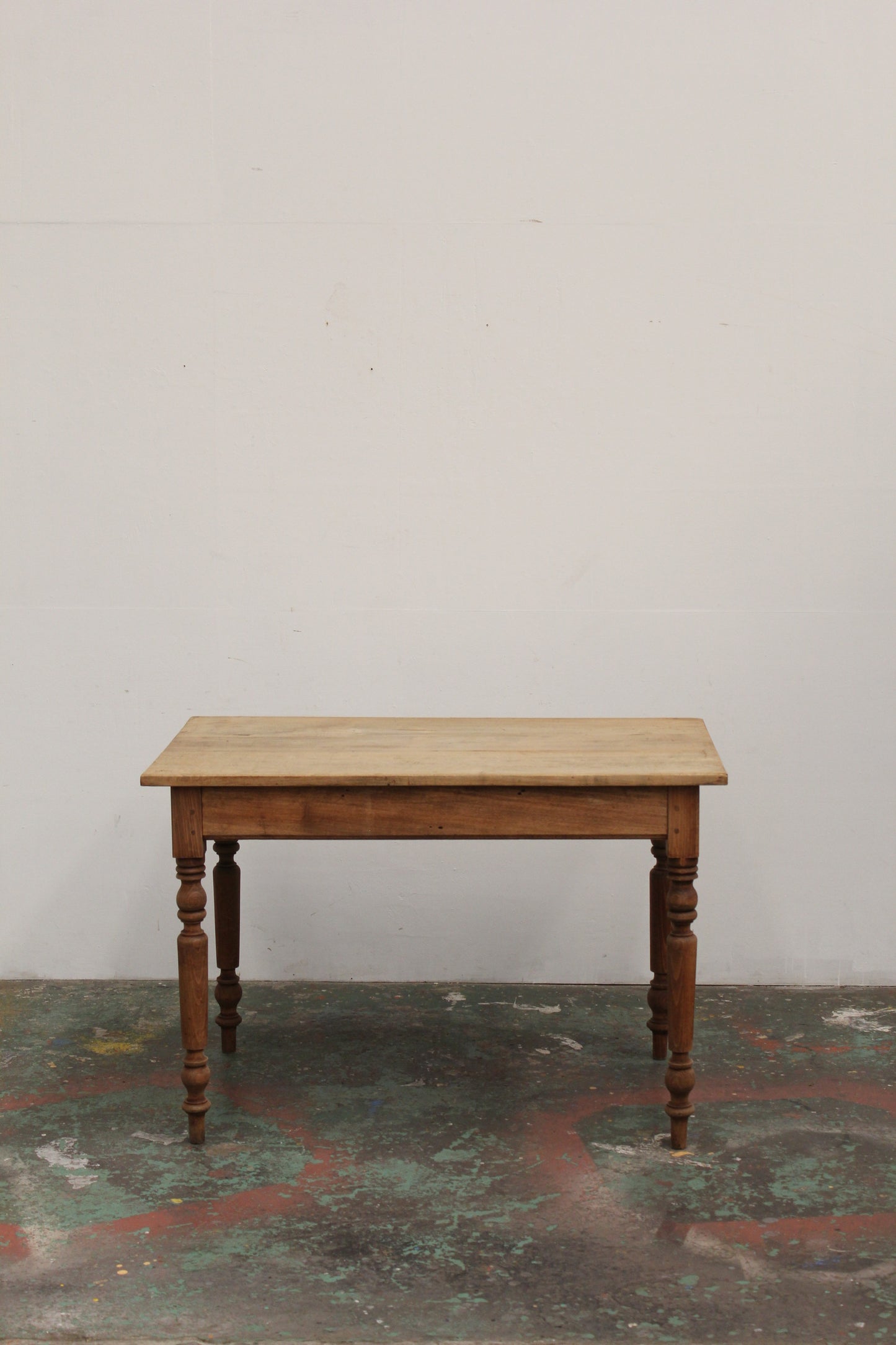#1279 table