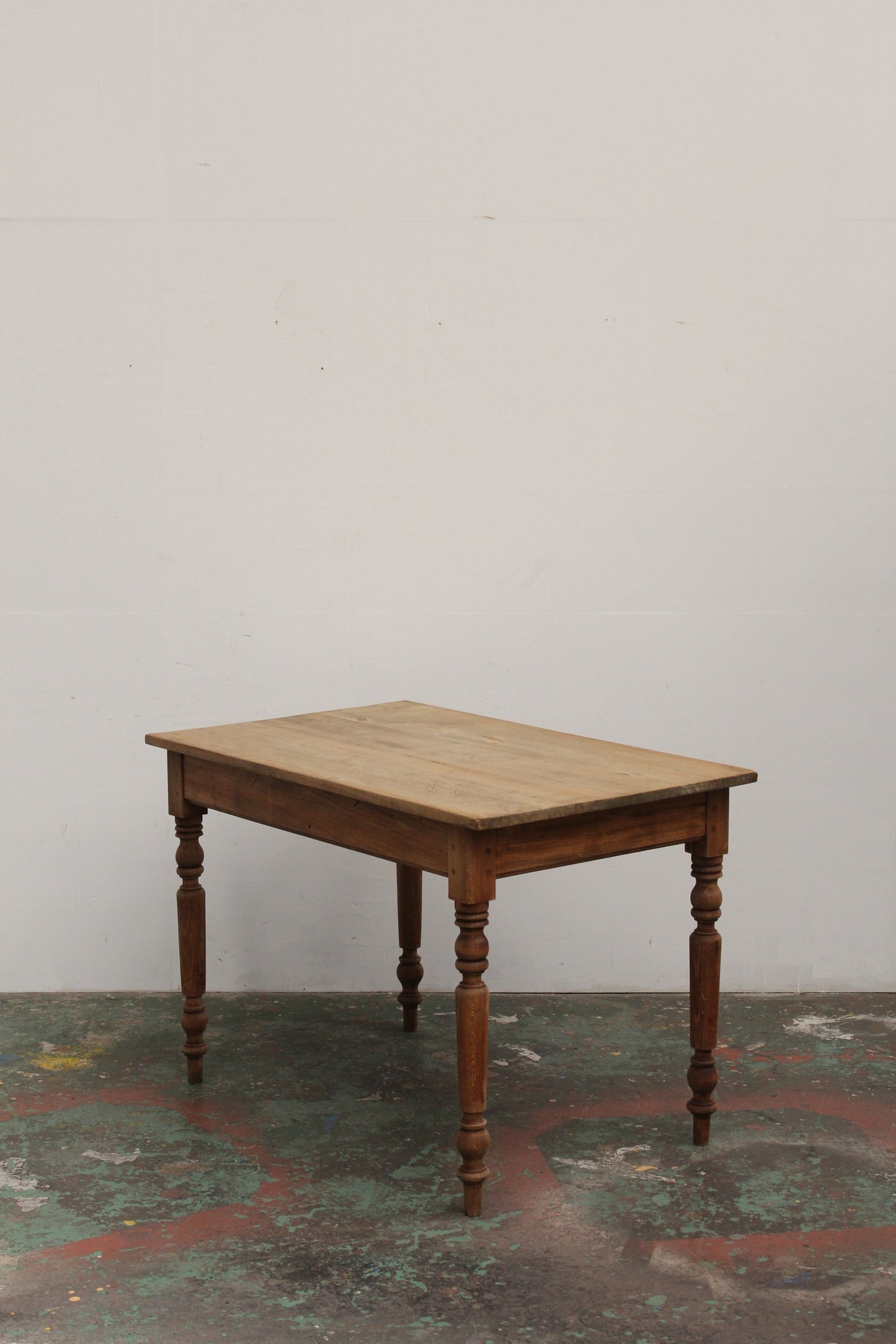 #1279 table