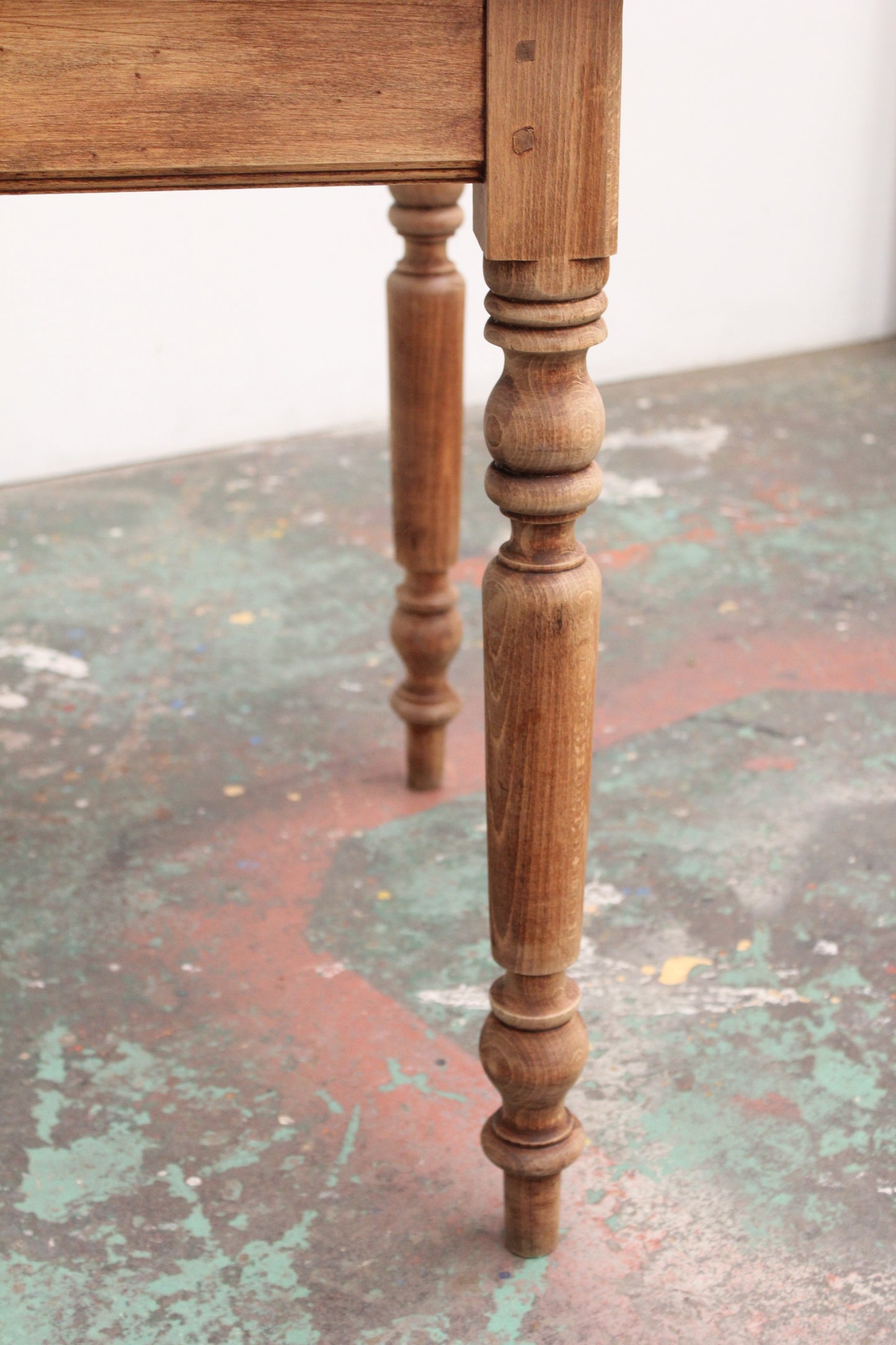#1279 table