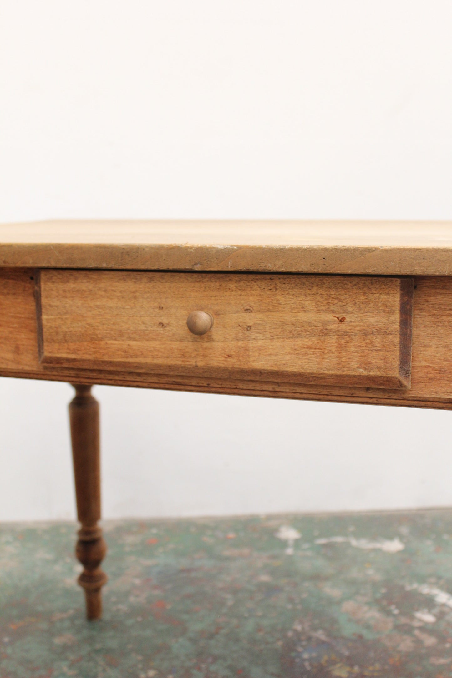 #1279 table