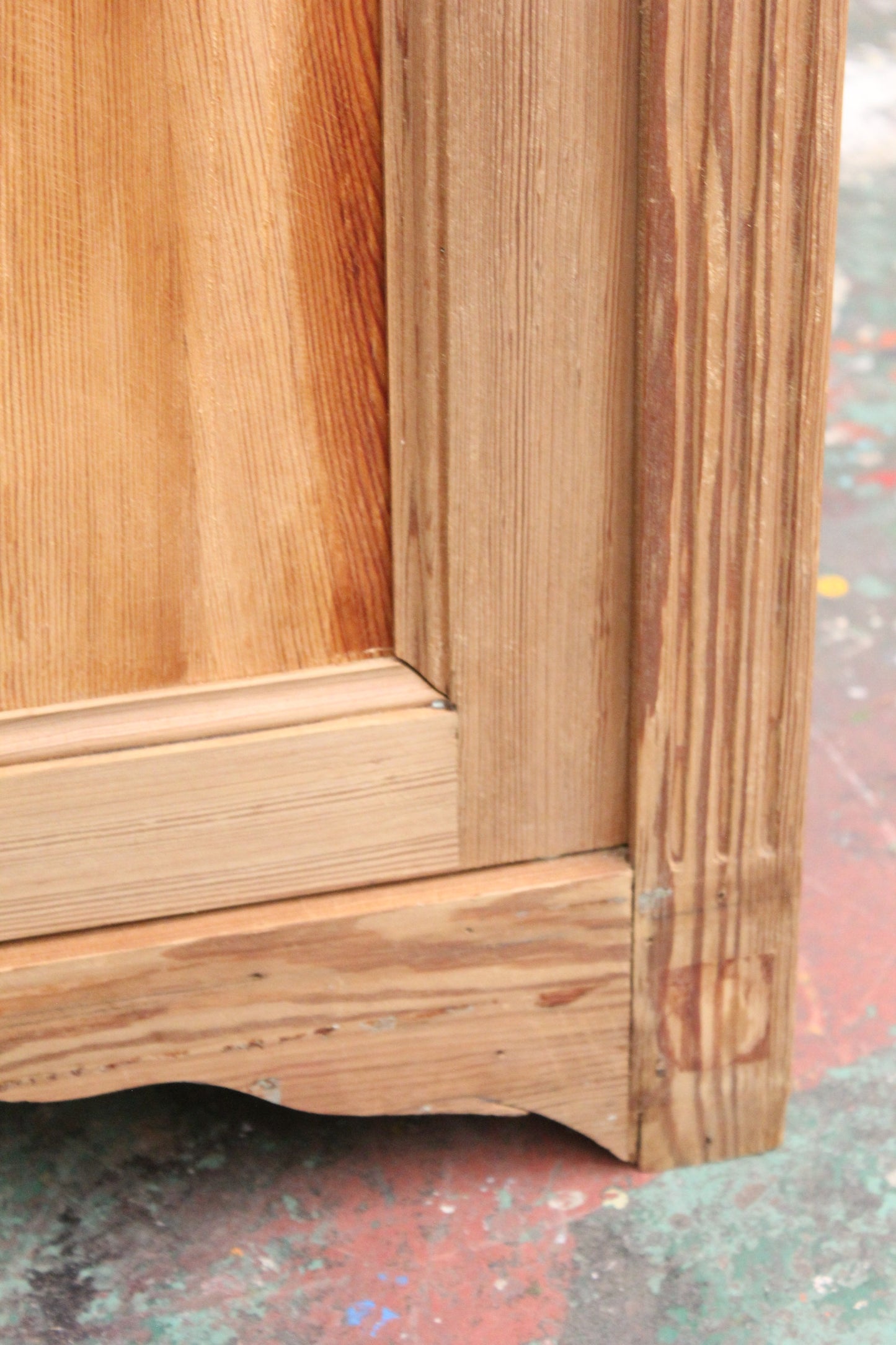 #1121 cabinet