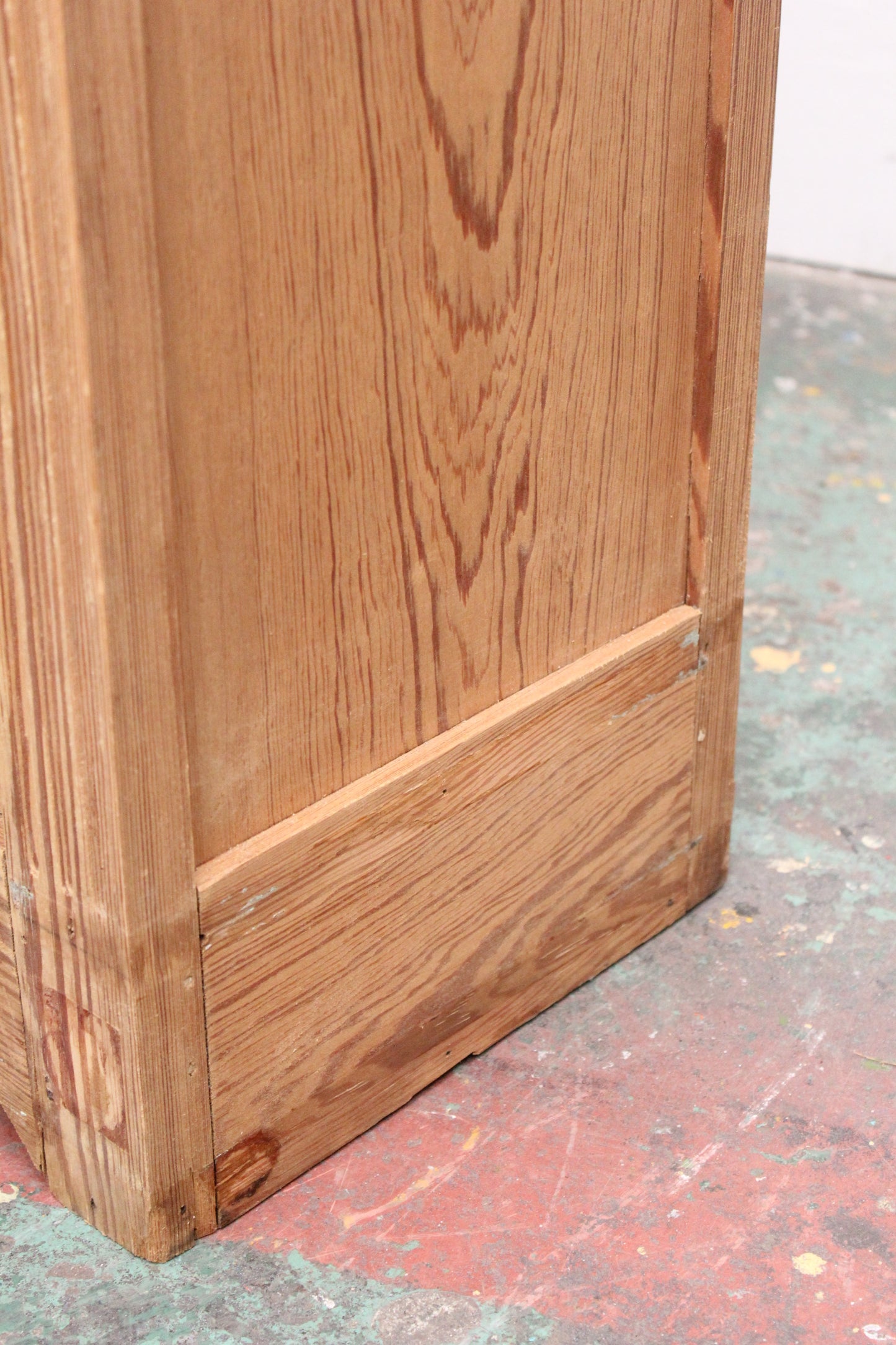 #1121 cabinet