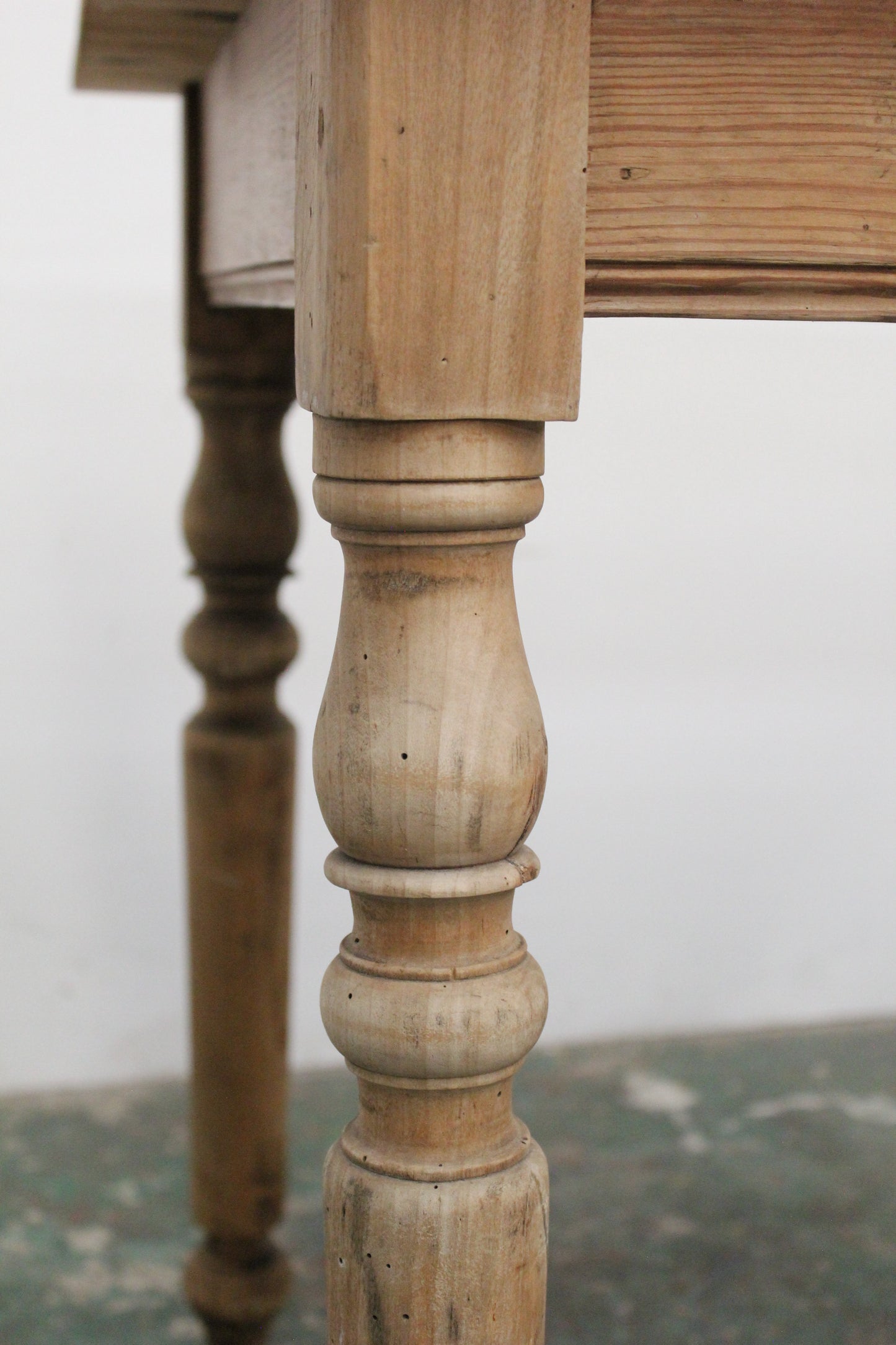 #1280 table