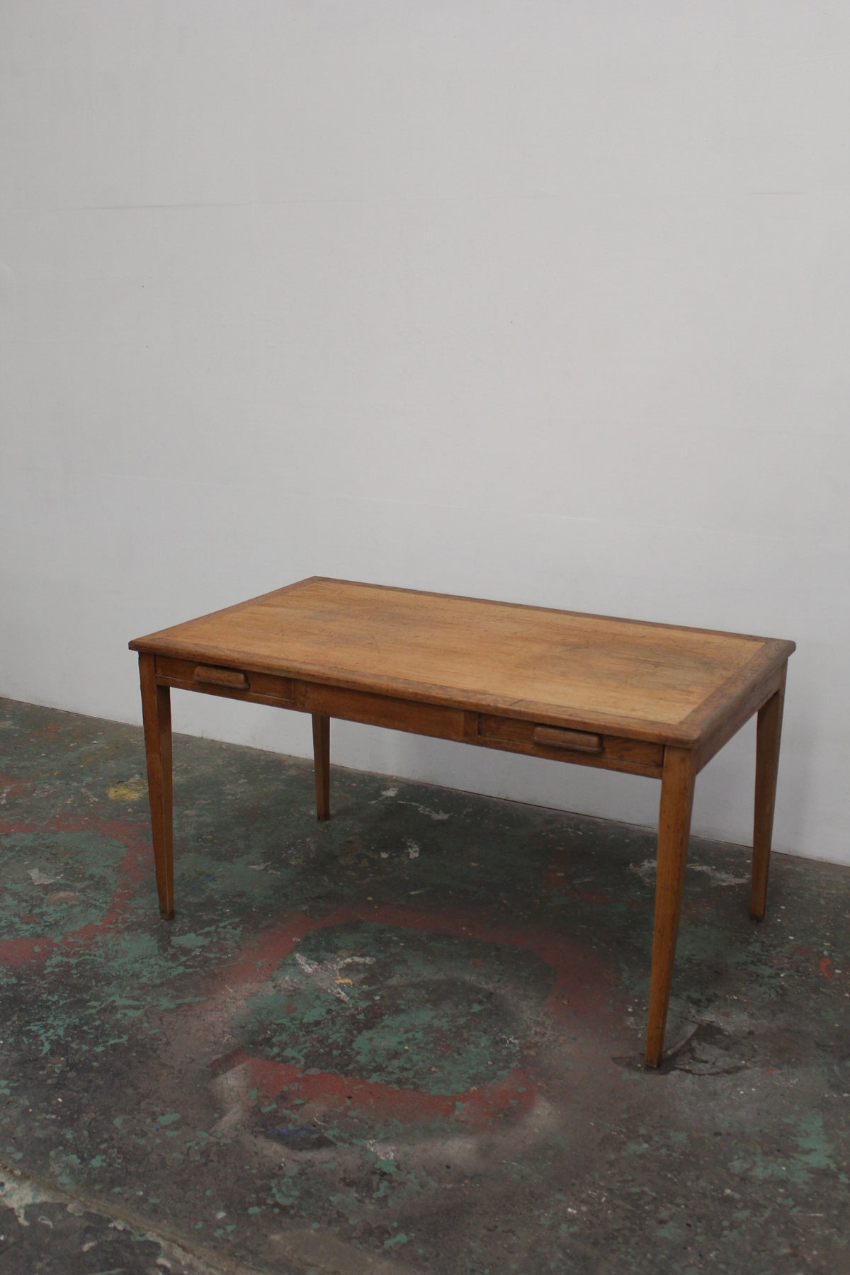 #1590 table
