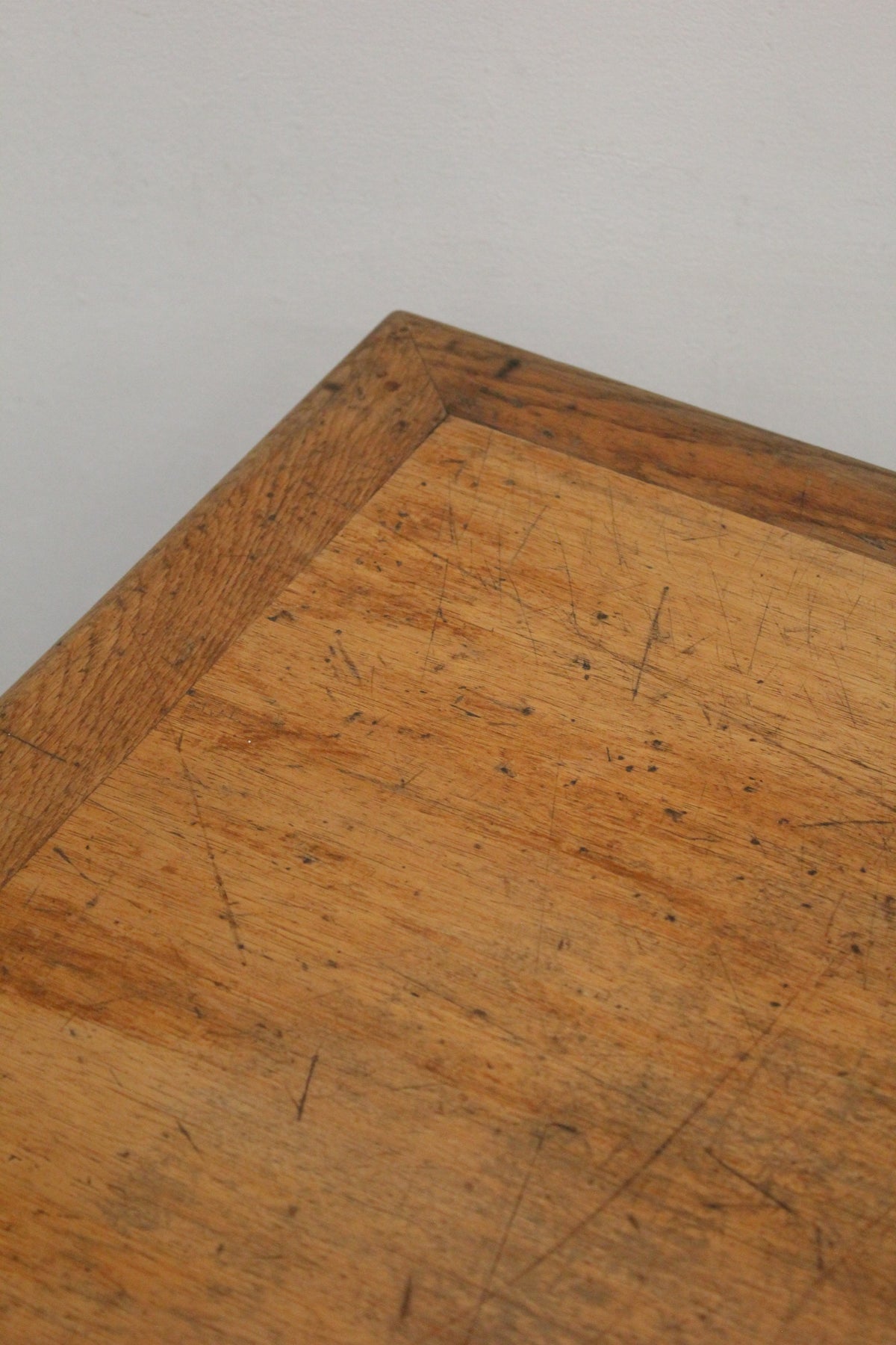 #1590 table