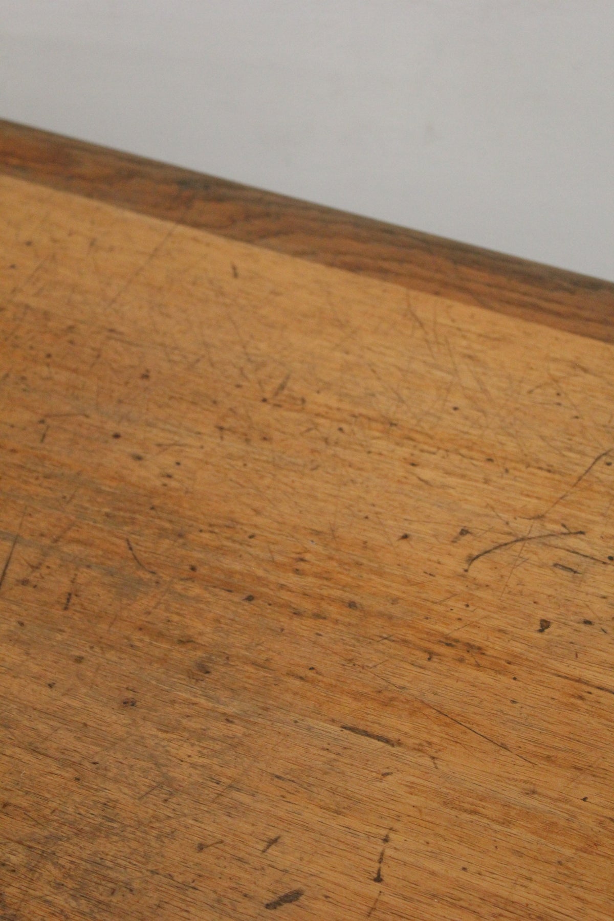 #1590 table