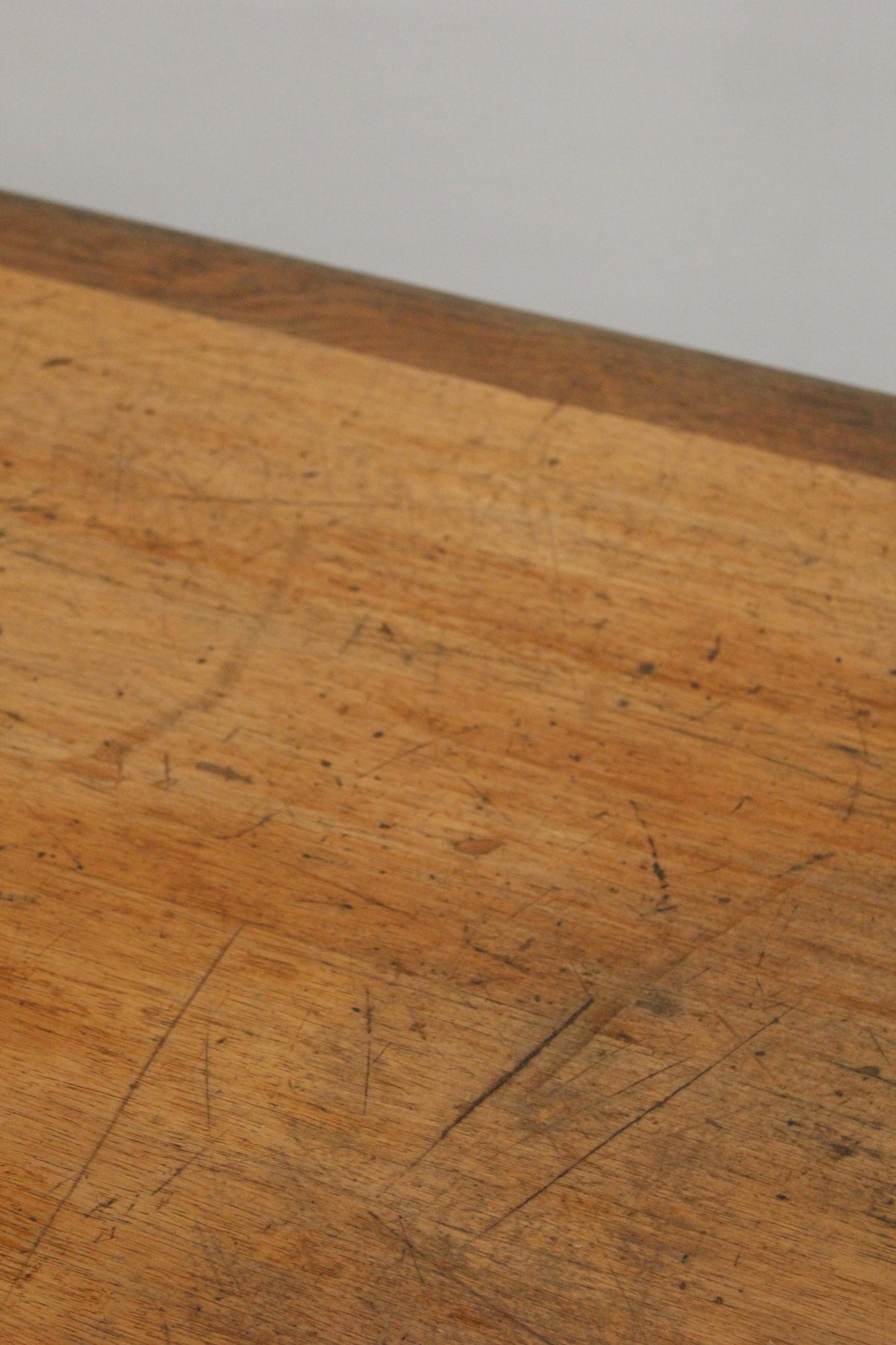 #1590 table