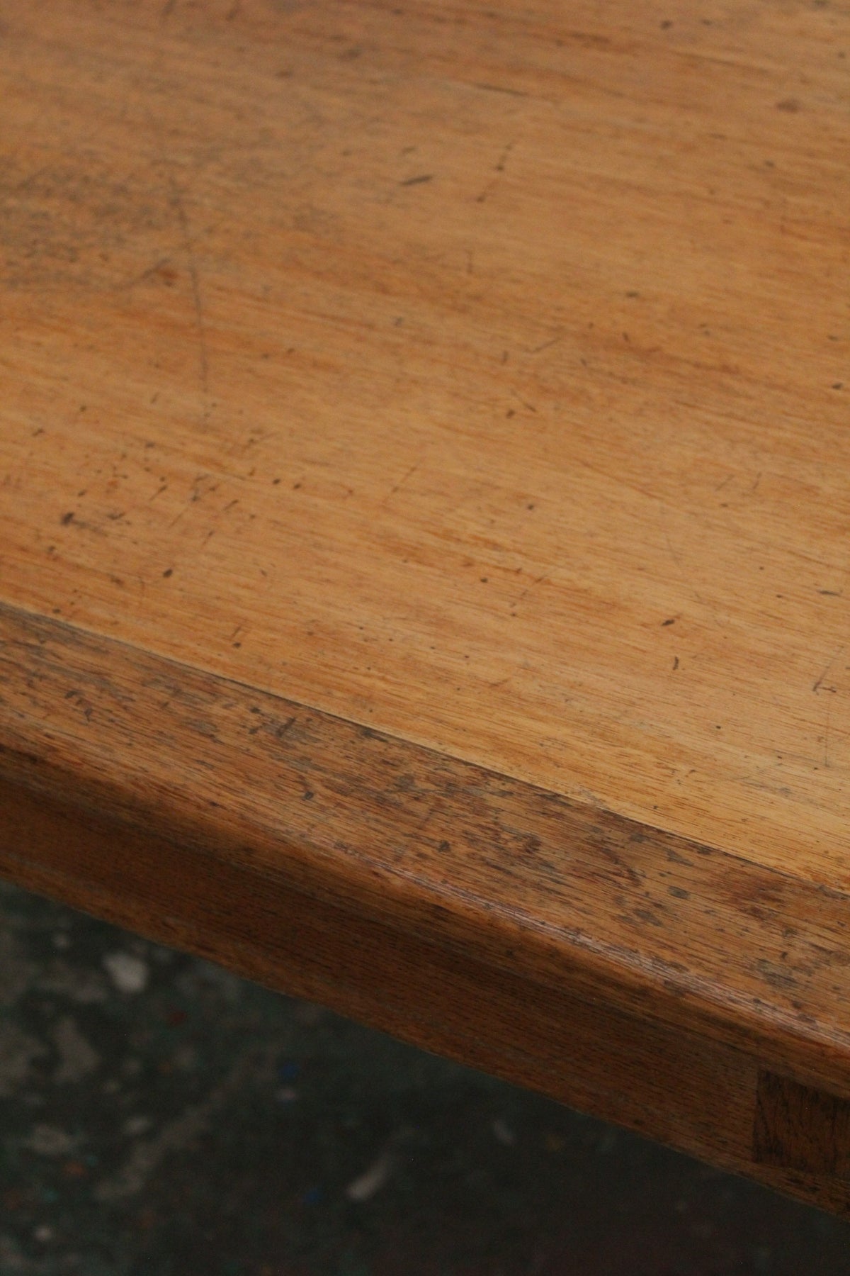 #1590 table