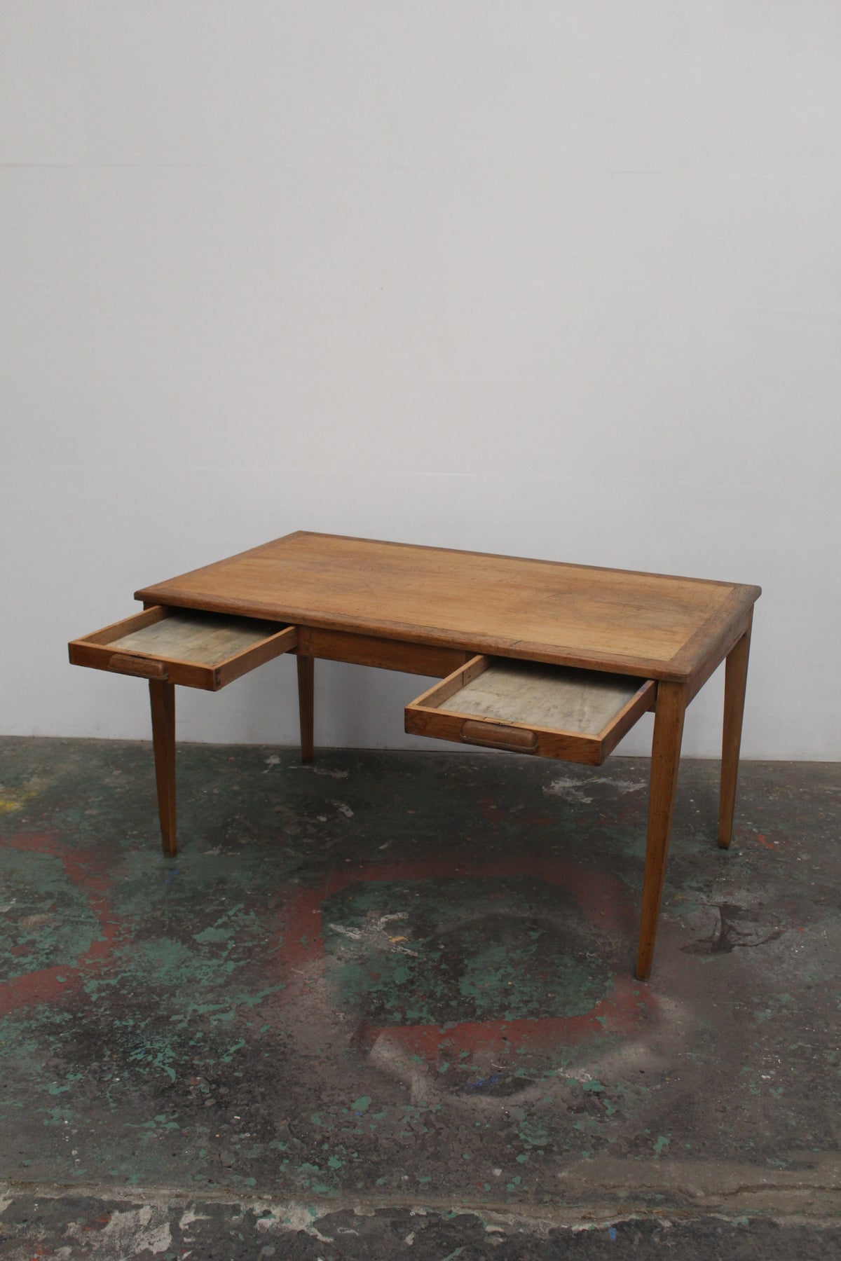 #1590 table
