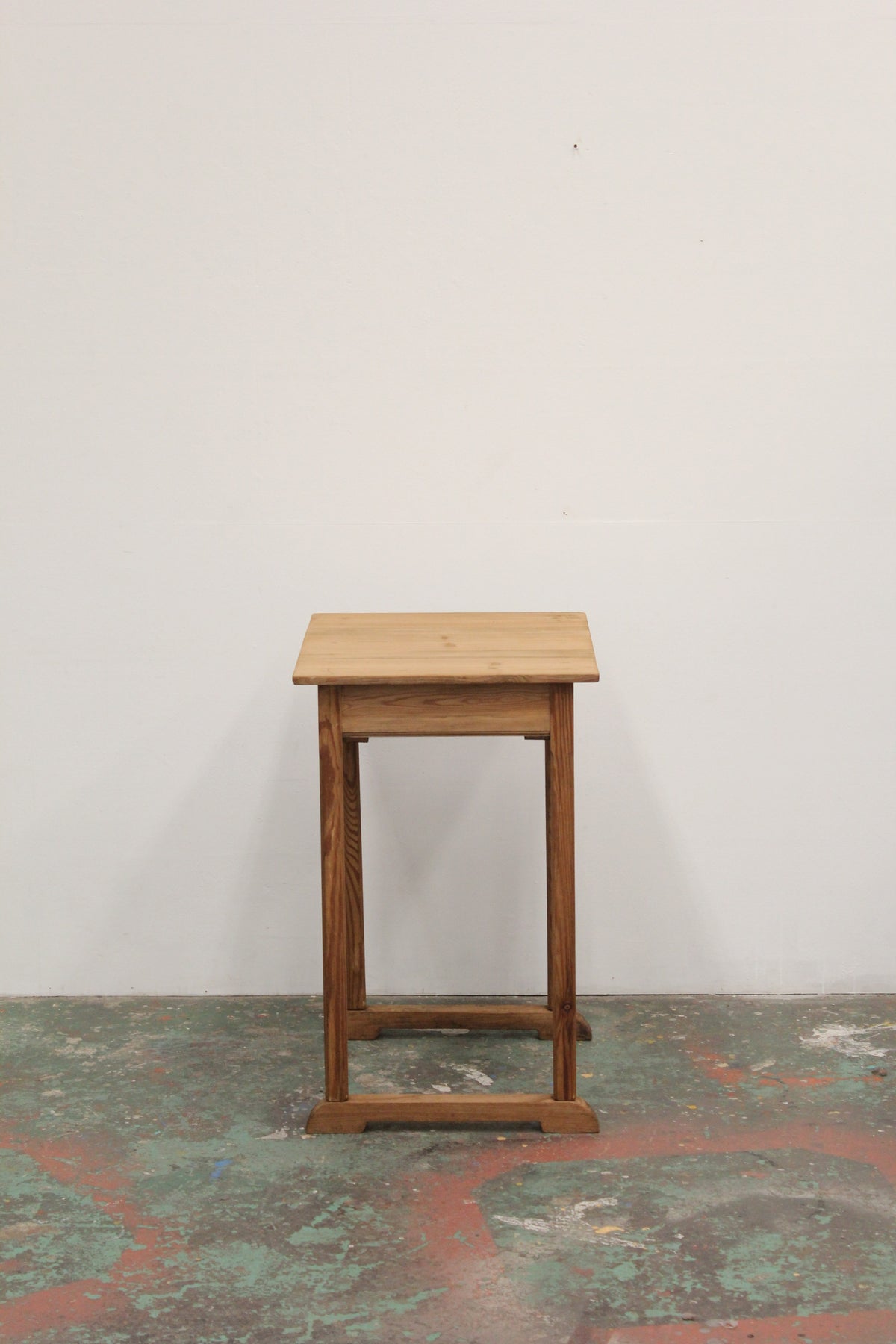 #1132 table