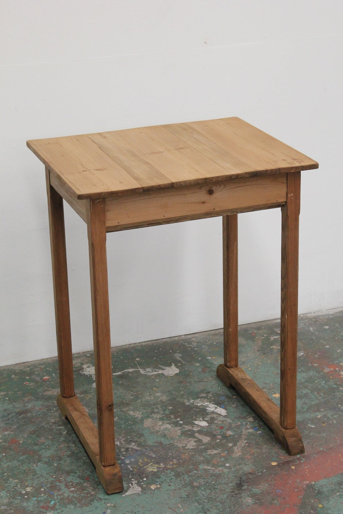 #1132 table