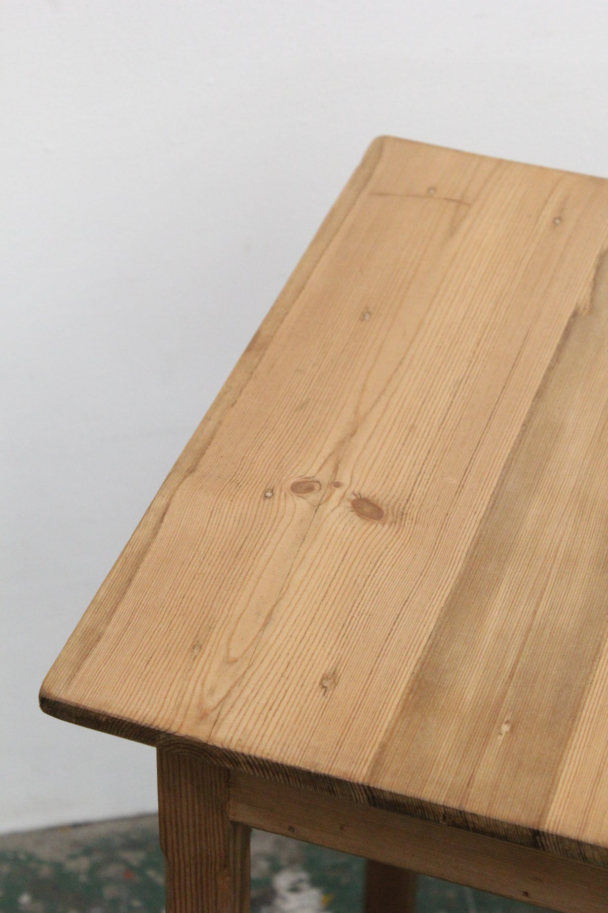 #1132 table